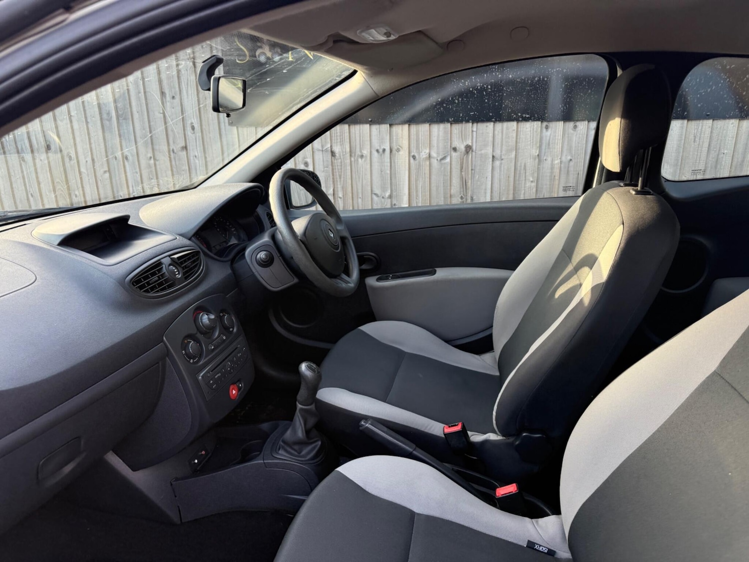 Used Renault Clio 2009 for sale - 77057429: Photo 12