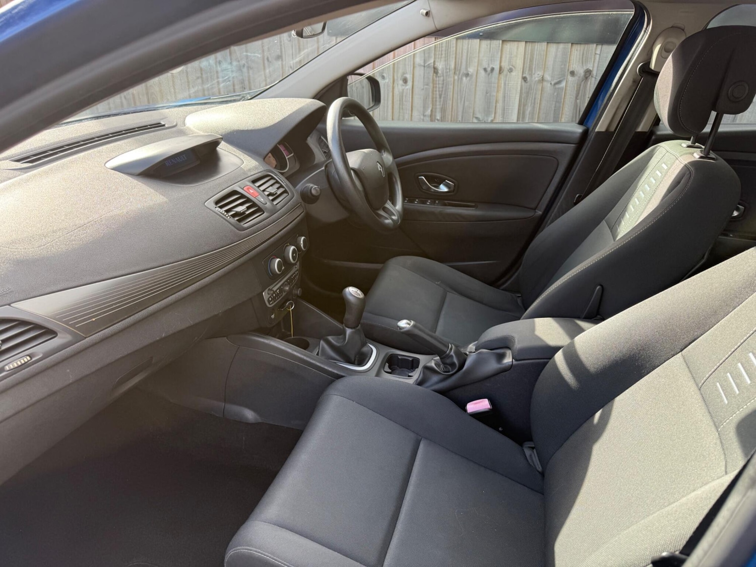 Used Renault Megane 2010 for sale - 76608028: Photo 13