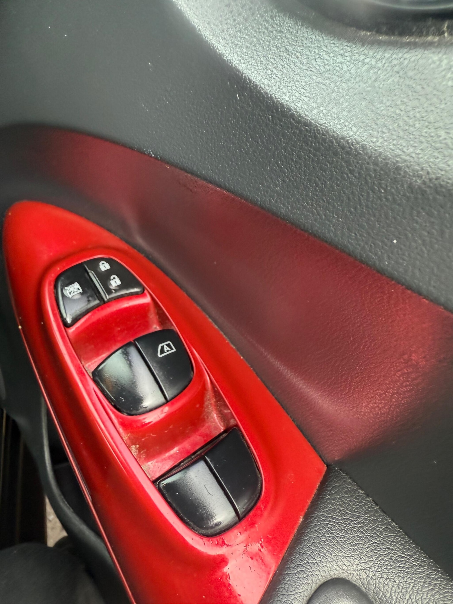 Used Nissan Juke 2015 for sale - 76607958: Photo 15