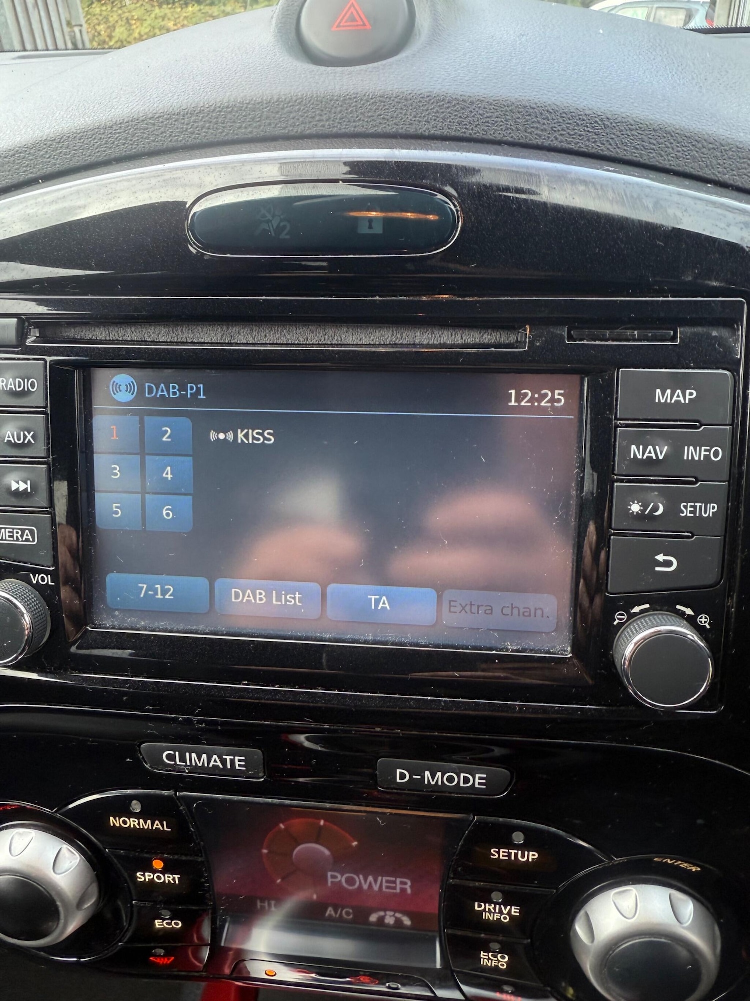 Used Nissan Juke 2015 for sale - 76607958: Photo 20