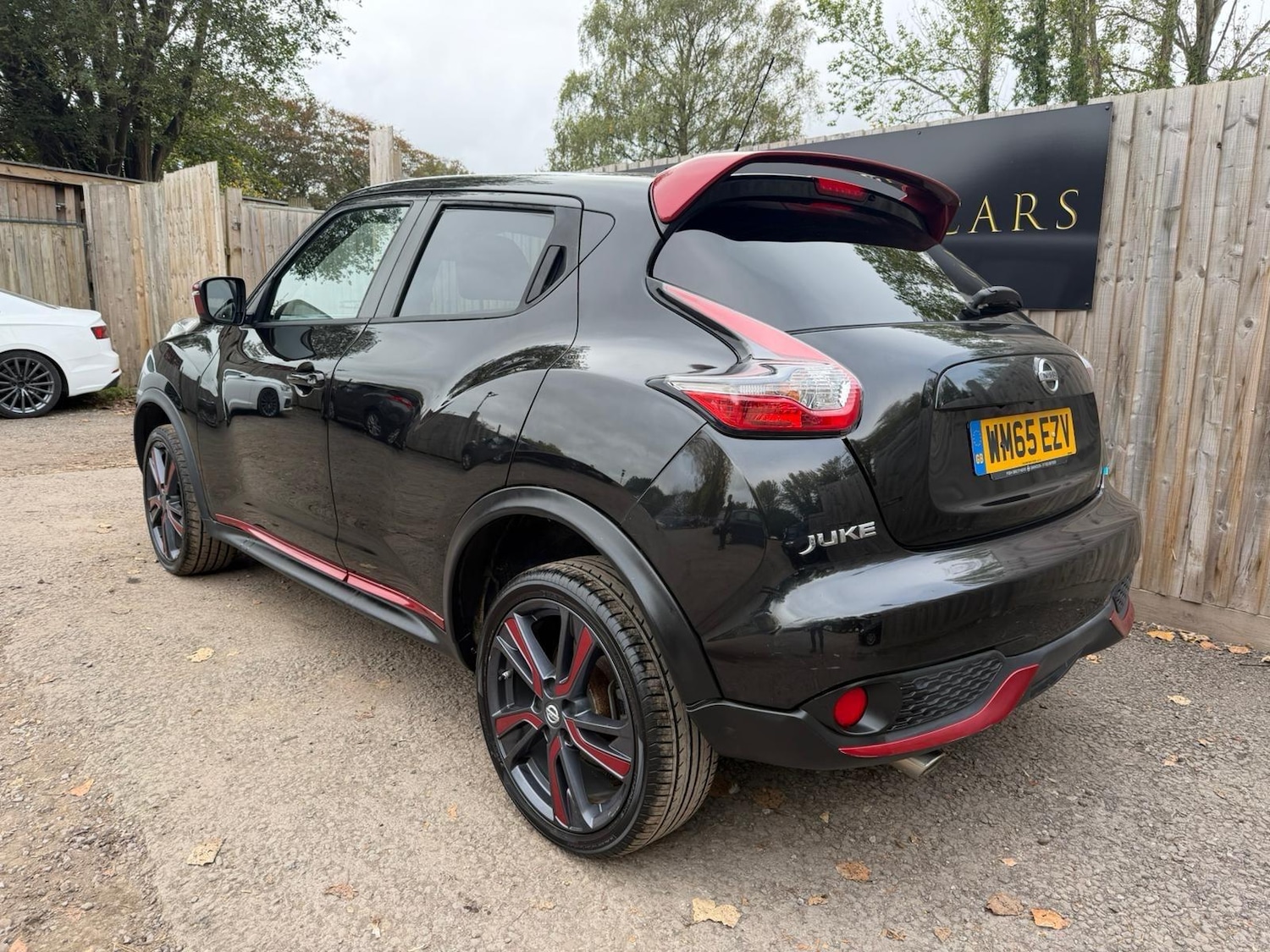 Used Nissan Juke 2015 for sale - 76607958: Photo 4