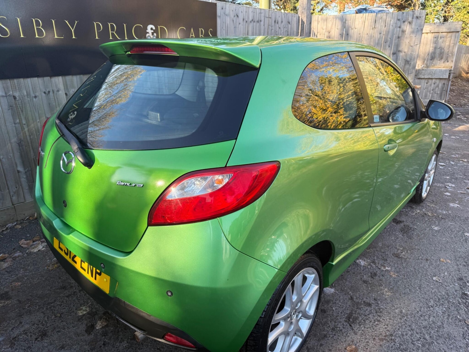 Used Mazda Mazda2 2012 for sale - 76632889: Photo 8