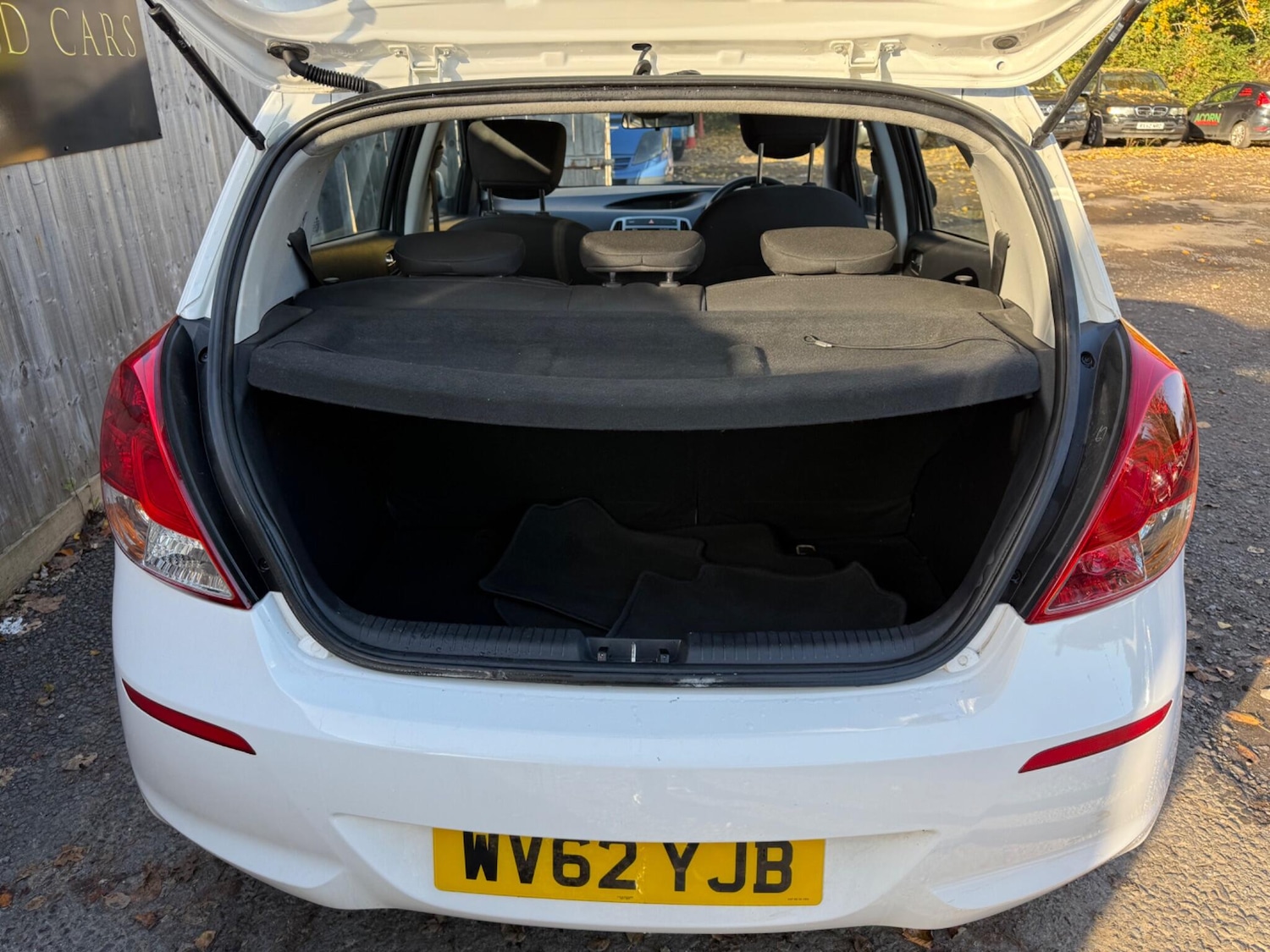 Used Hyundai i20 2012 for sale - 76608061: Photo 11