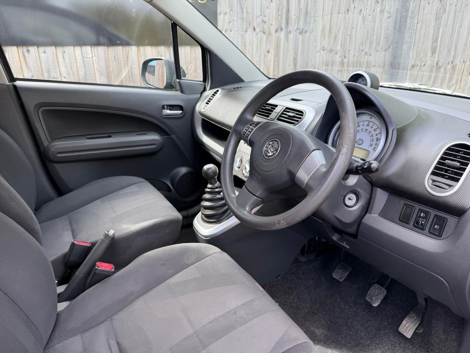 Used Vauxhall Agila 2010 for sale - 76607599: Photo 10
