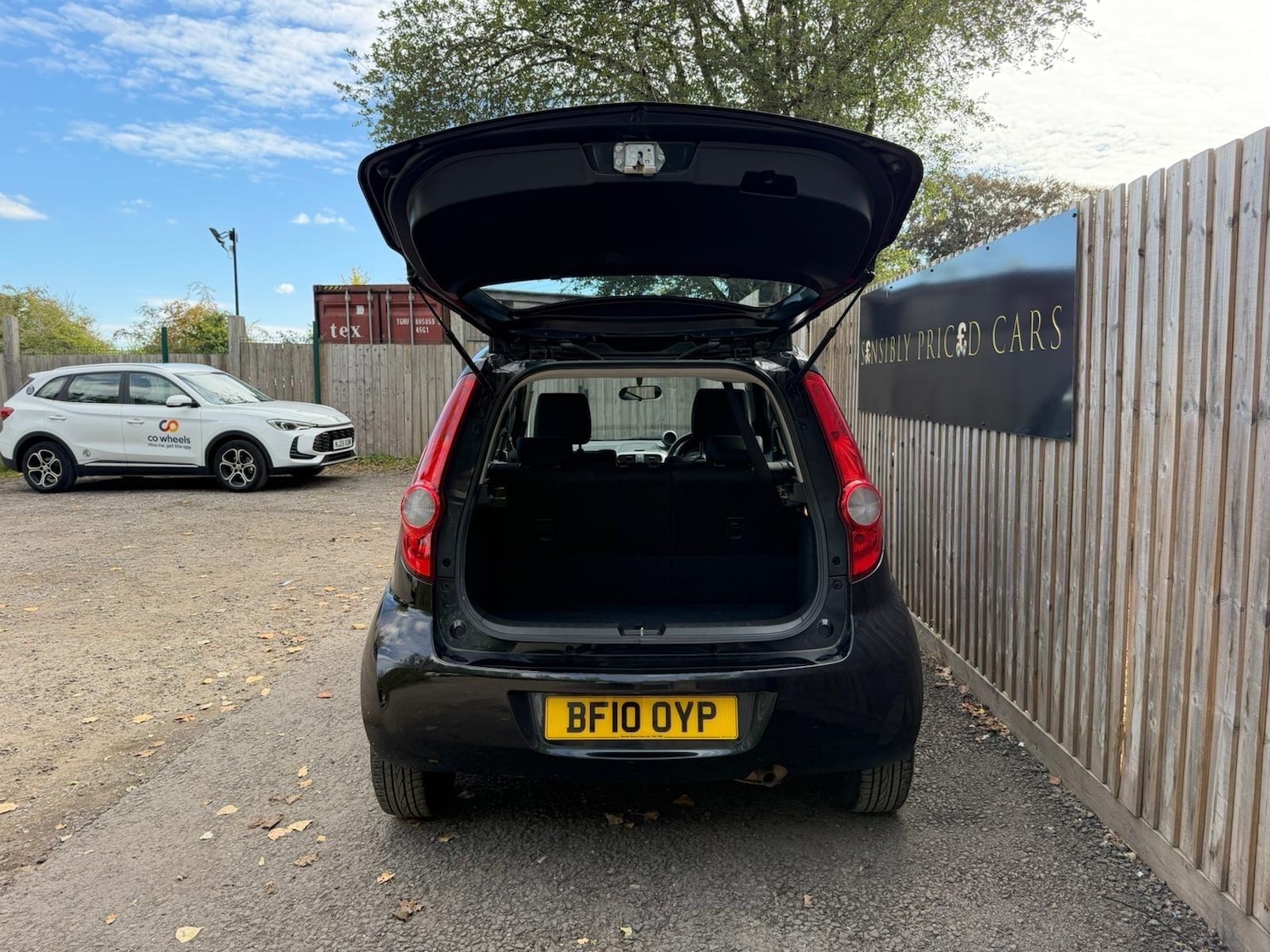 Used Vauxhall Agila 2010 for sale - 76607599: Photo 13