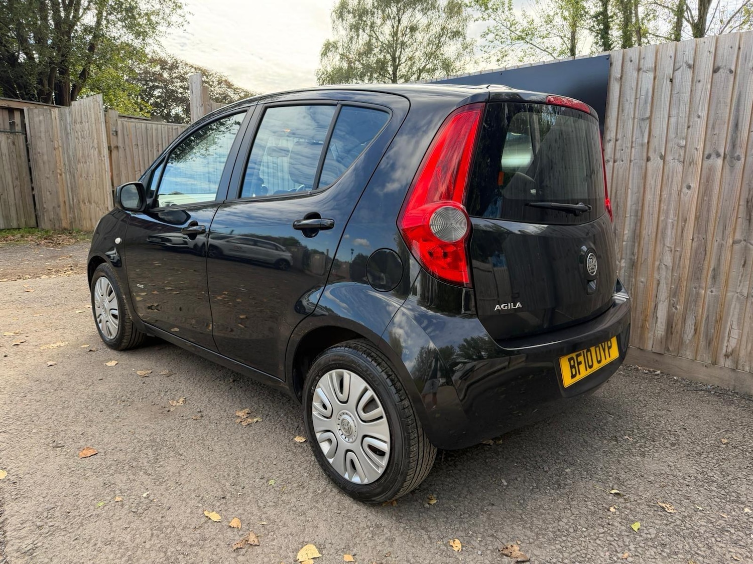 Used Vauxhall Agila 2010 for sale - 76607599: Photo 4