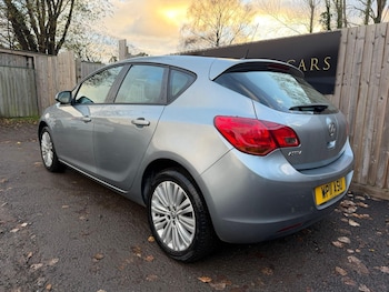 Used Vauxhall Astra 2011 for sale - 76632884: Photo