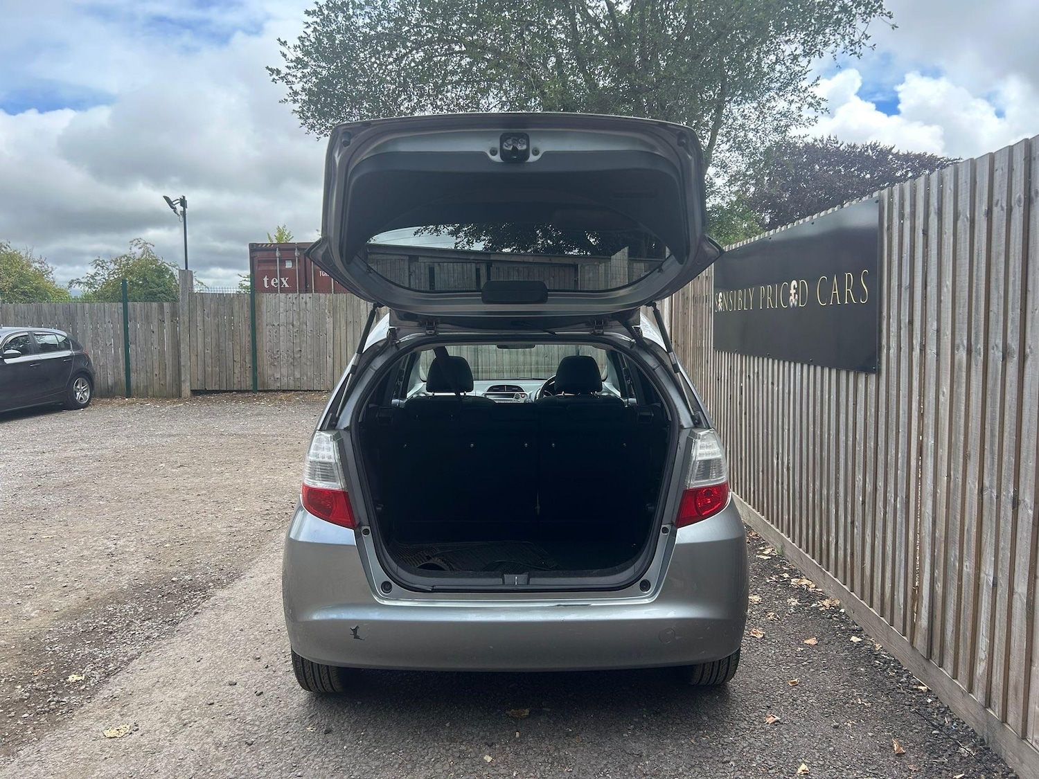 Used Honda Jazz 2008 for sale - 76608073: Photo 15