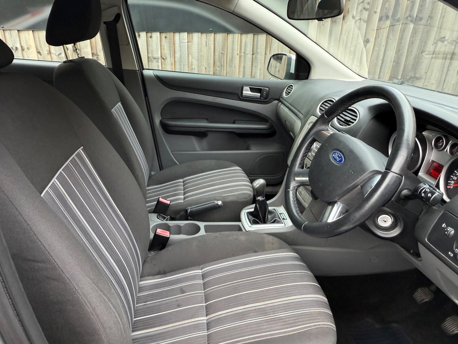 Used Ford Focus 2008 for sale - 76607396: Photo 9