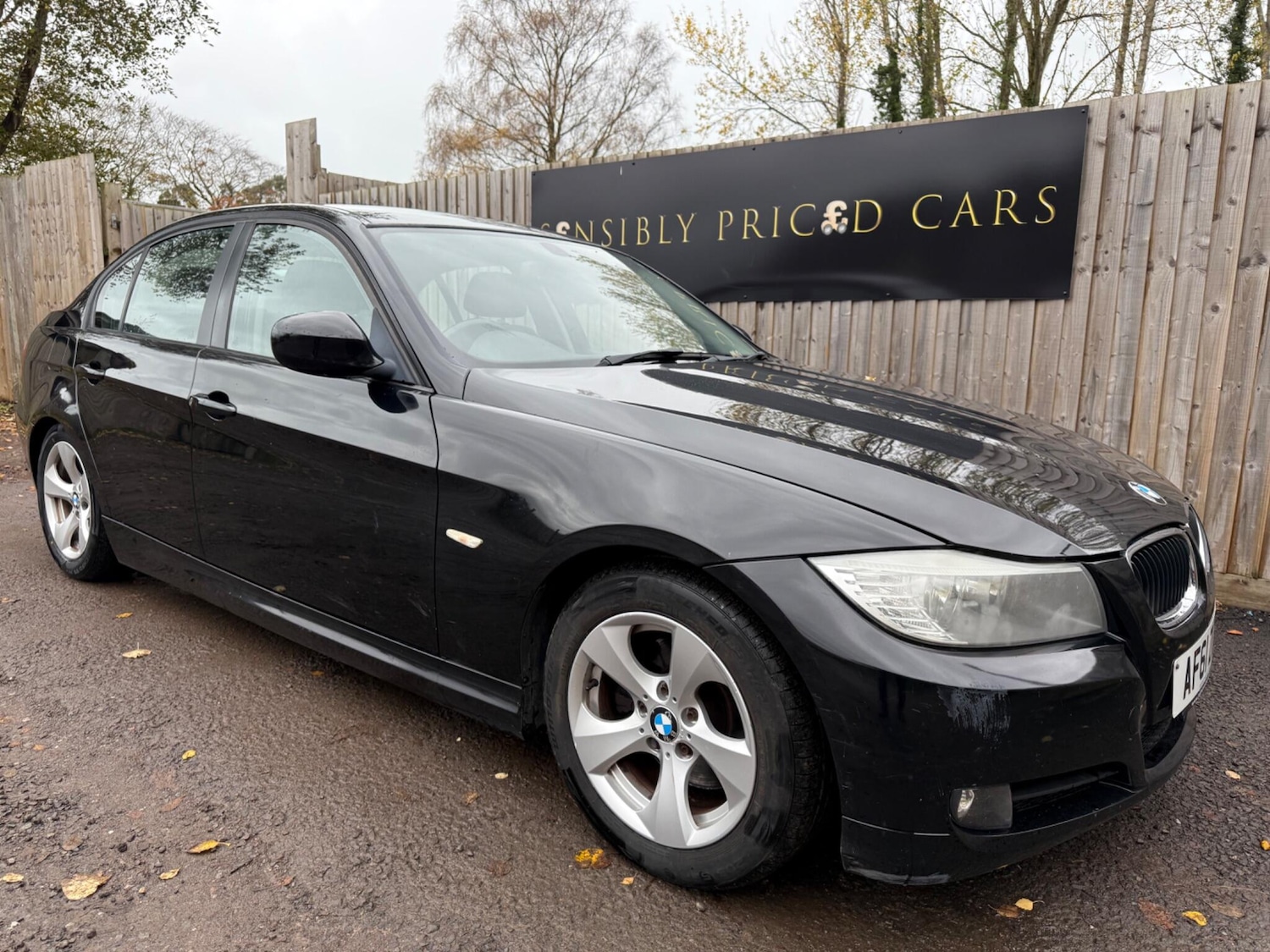 Used BMW 3 Series 2011 for sale - 76607225: Photo 1