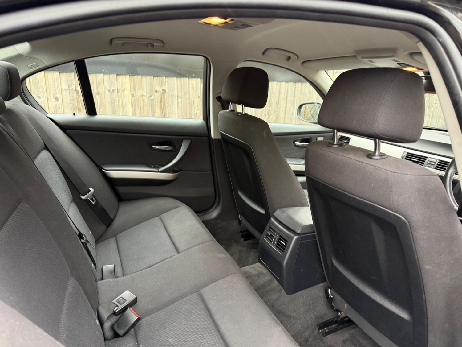 Used BMW 3 Series 2011 for sale - 76607225: Photo 11