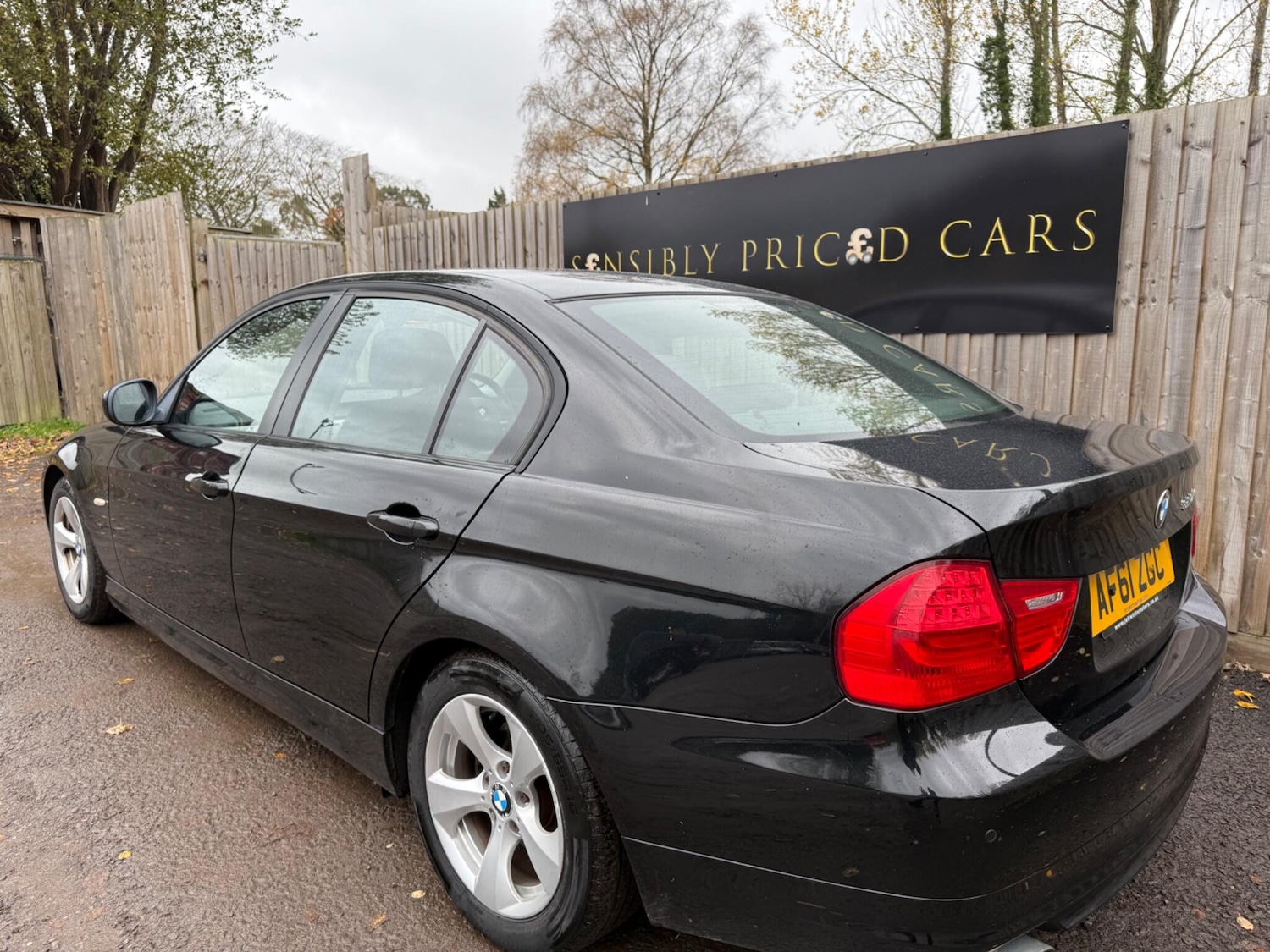 Used BMW 3 Series 2011 for sale - 76607225: Photo 4