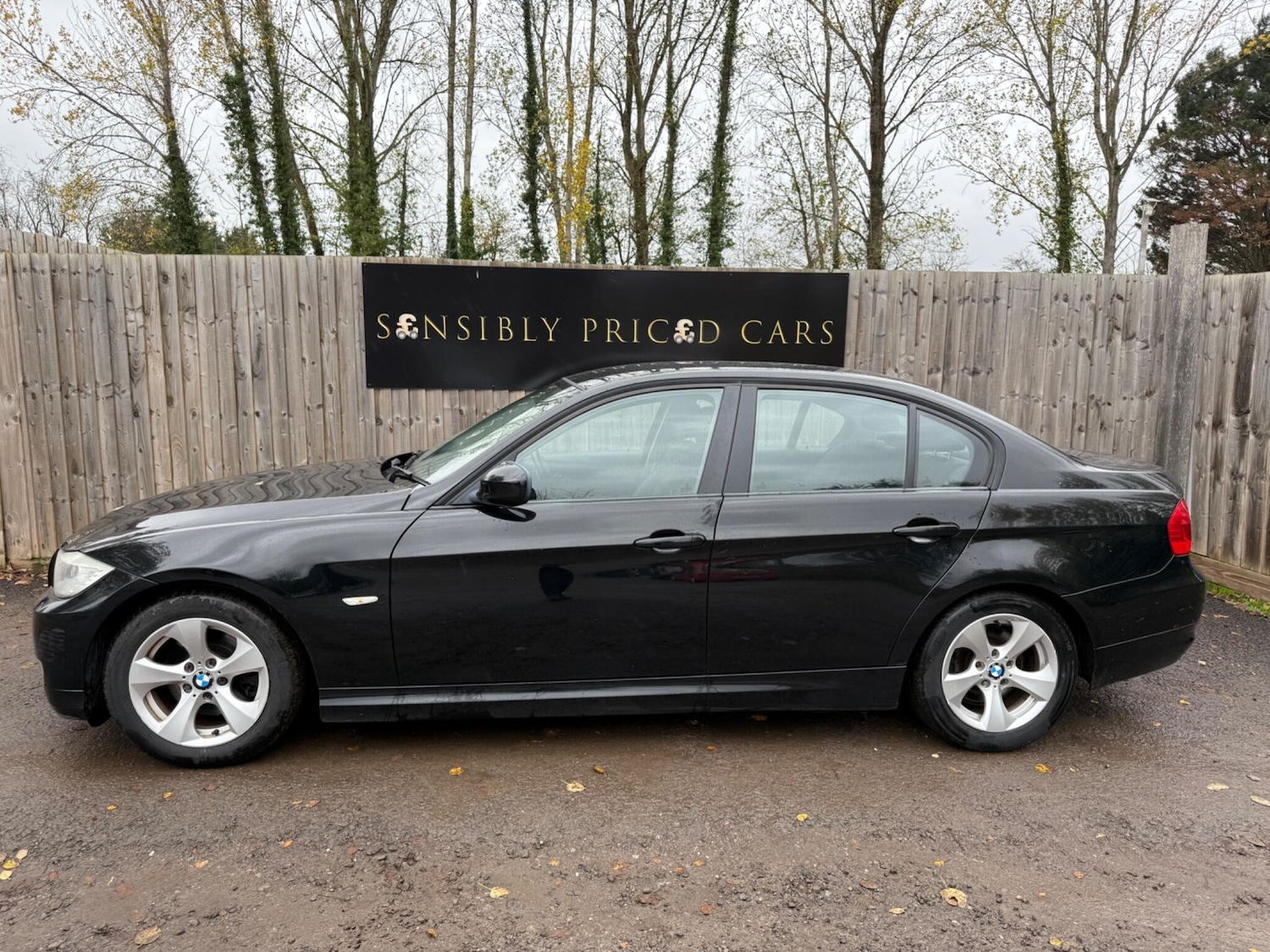 Used BMW 3 Series 2011 for sale - 76607225: Photo 5