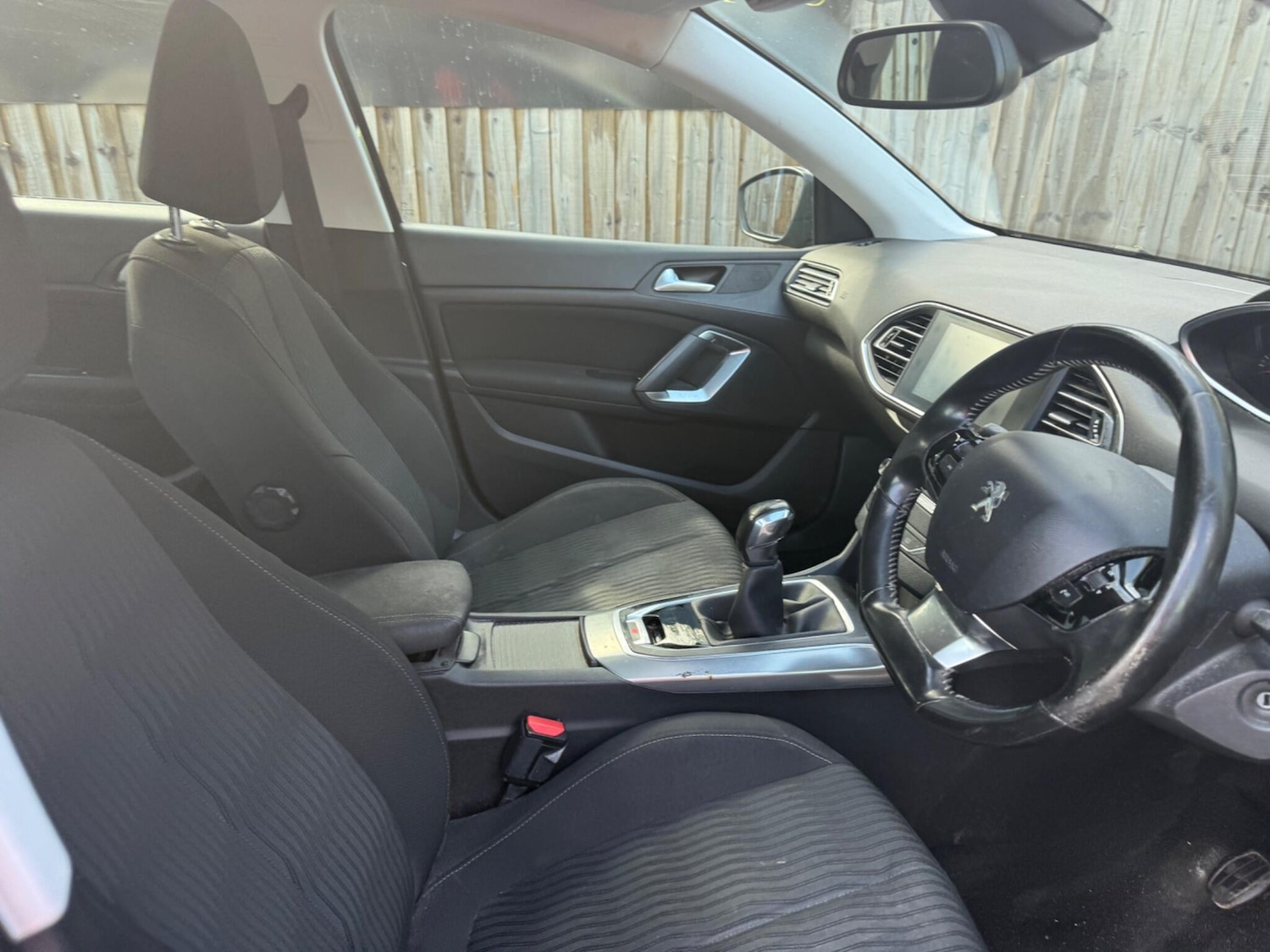 Used Peugeot 308 2016 for sale - 76607293: Photo 10