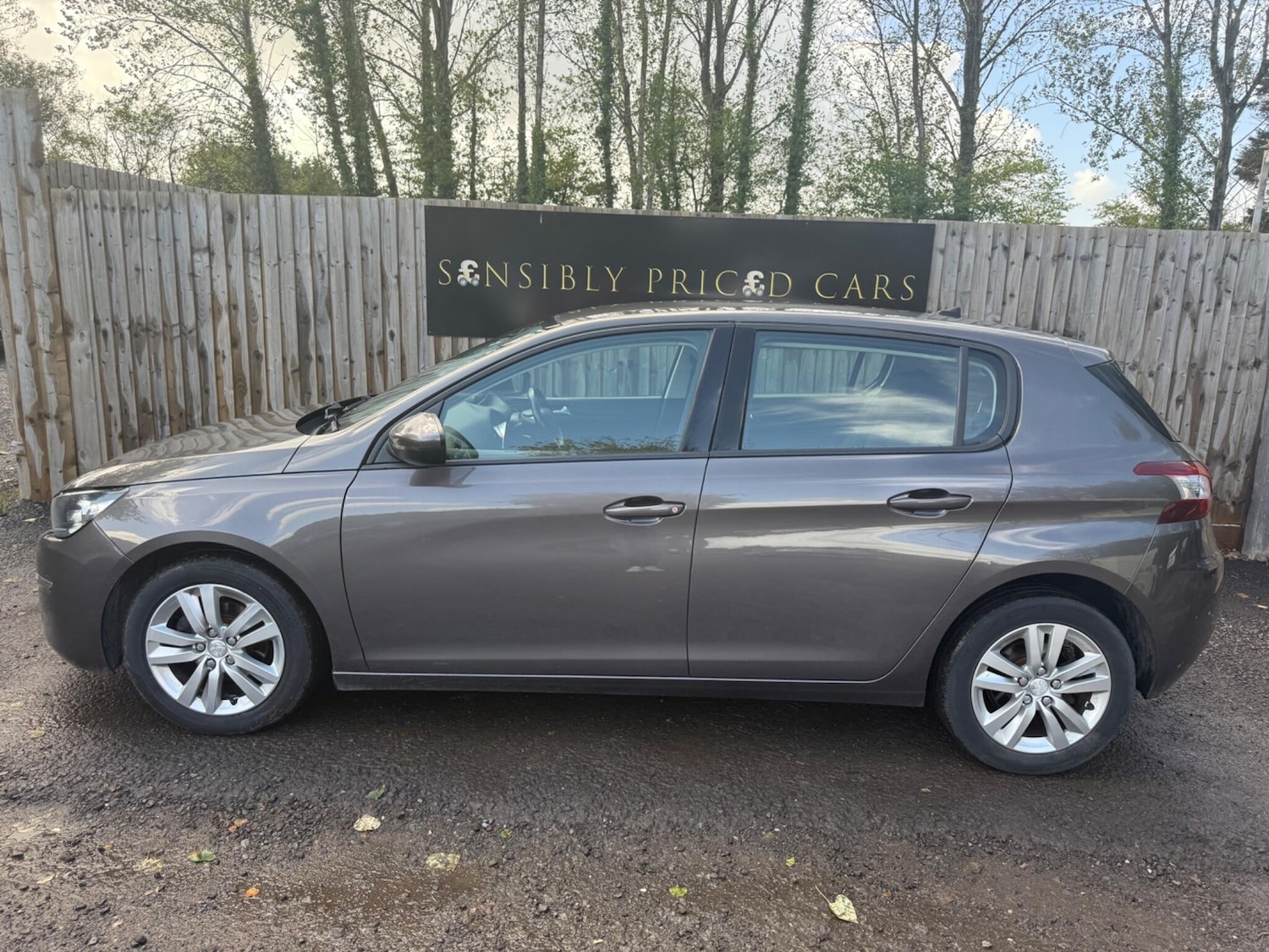 Used Peugeot 308 2016 for sale - 76607293: Photo 5