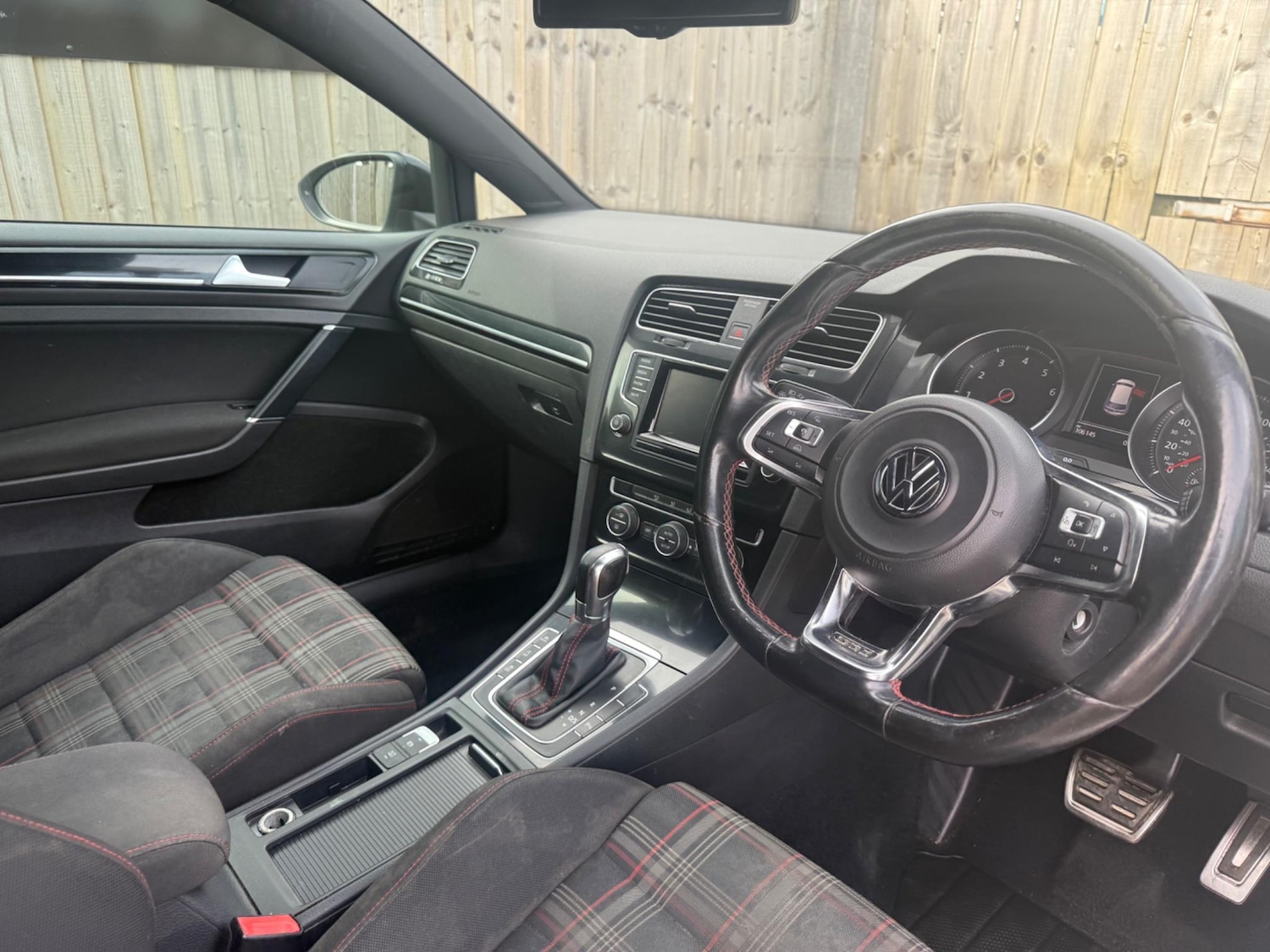 Used Volkswagen Golf 2014 for sale - 76607714: Photo 11