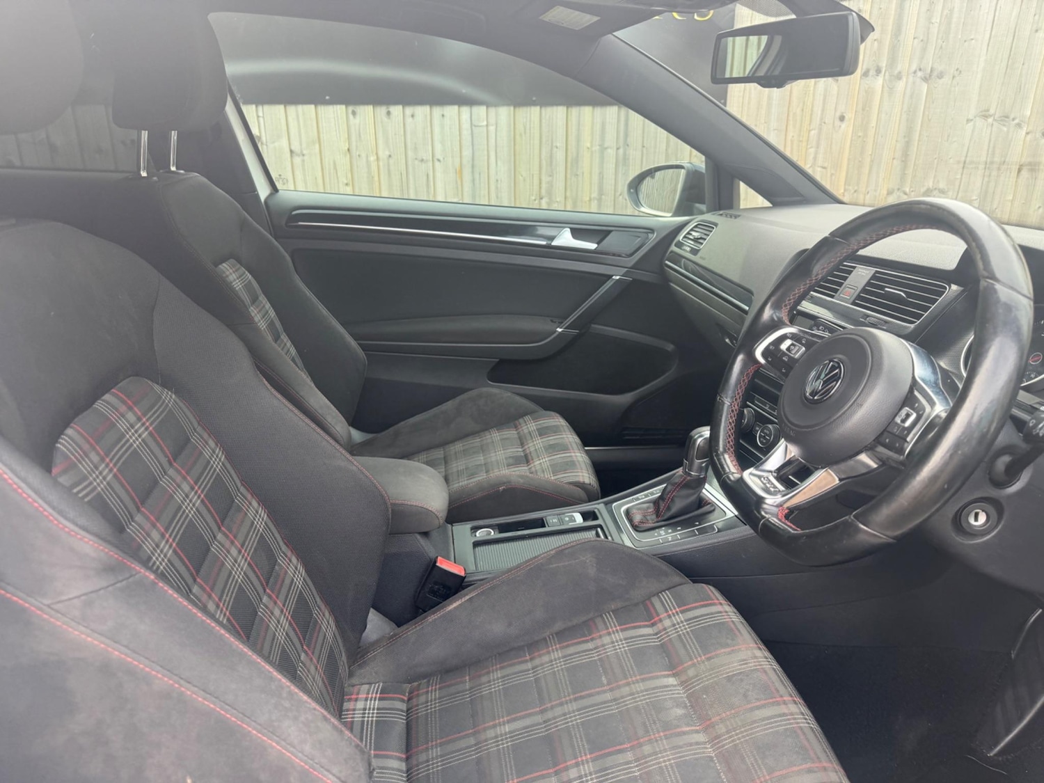 Used Volkswagen Golf 2014 for sale - 76607714: Photo 12