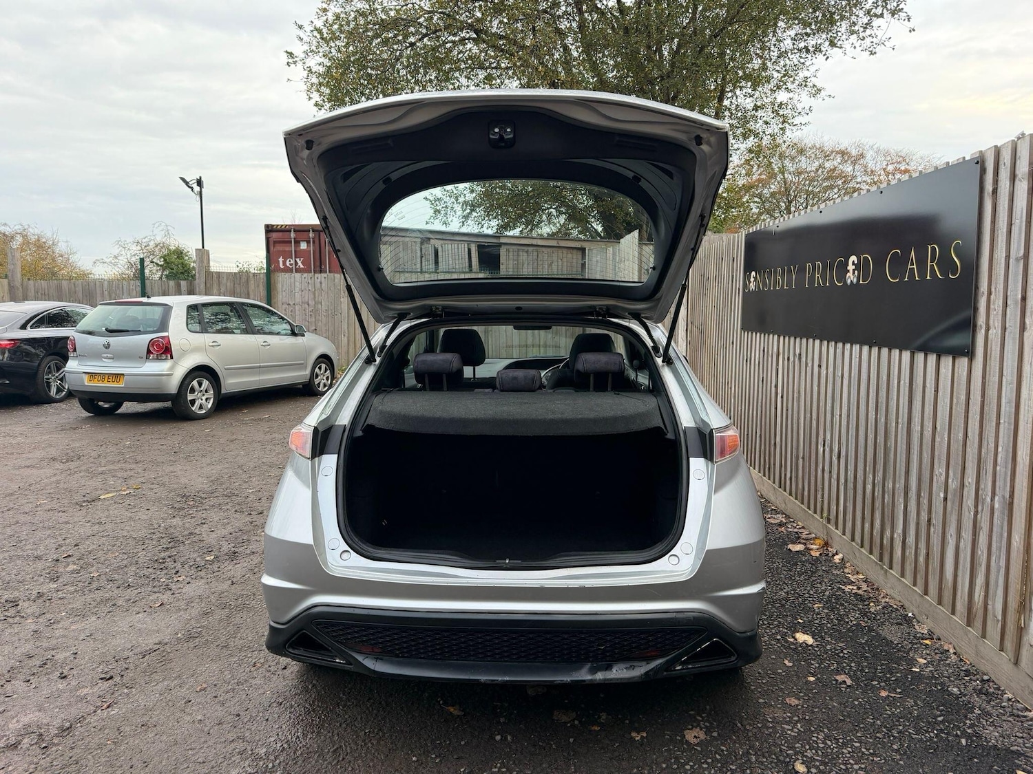 Used Honda Civic 2007 for sale - 76607277: Photo 17