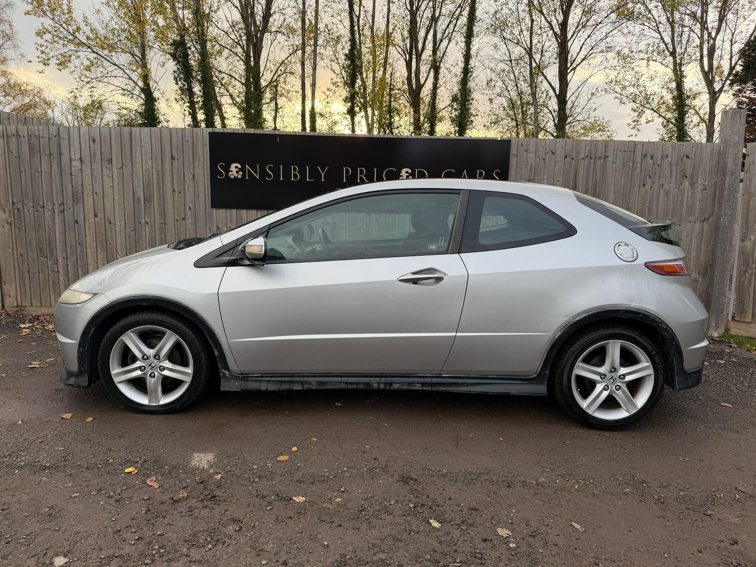 Used Honda Civic 2007 for sale - 76607277: Photo 5