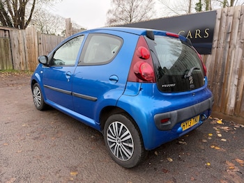 Used Peugeot 107 2013 for sale - 76742616: Photo