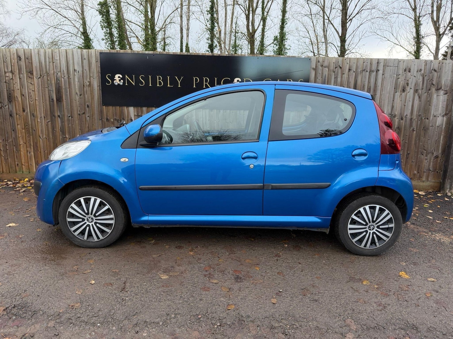 Used Peugeot 107 2013 for sale - 76742616: Photo 5