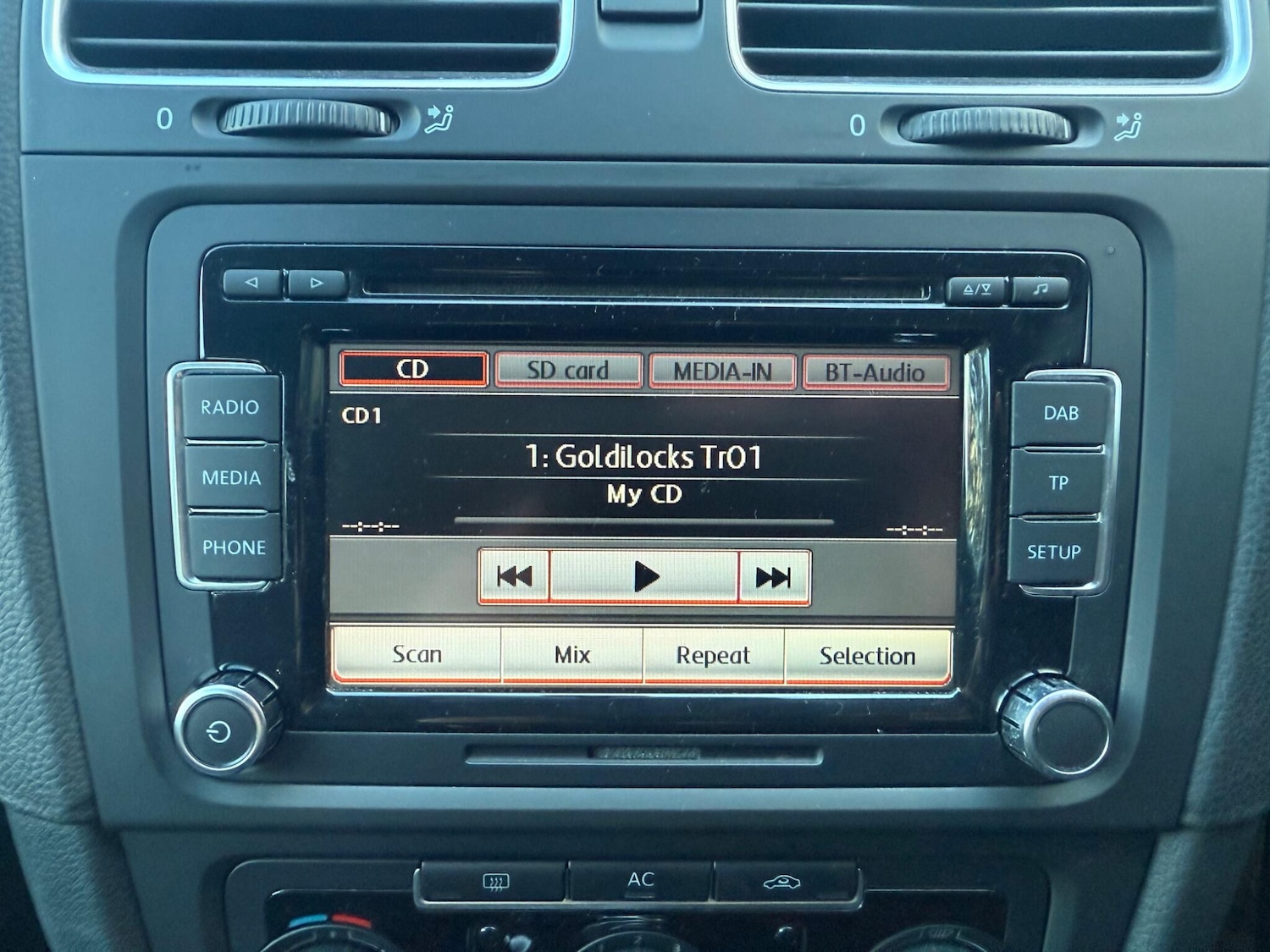 Used Volkswagen Golf 2011 for sale - 77097626: Photo 13