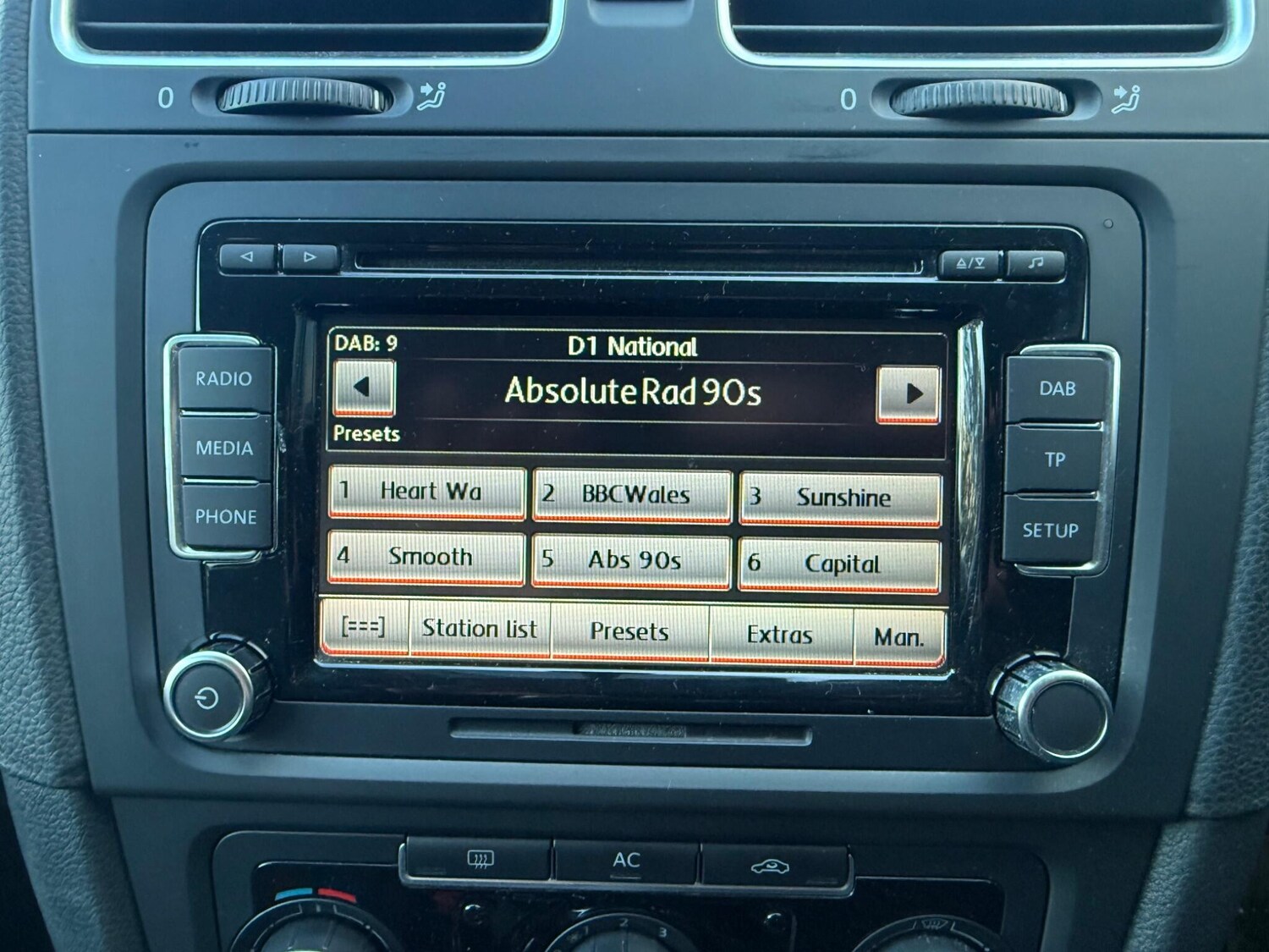 Used Volkswagen Golf 2011 for sale - 77097626: Photo 14