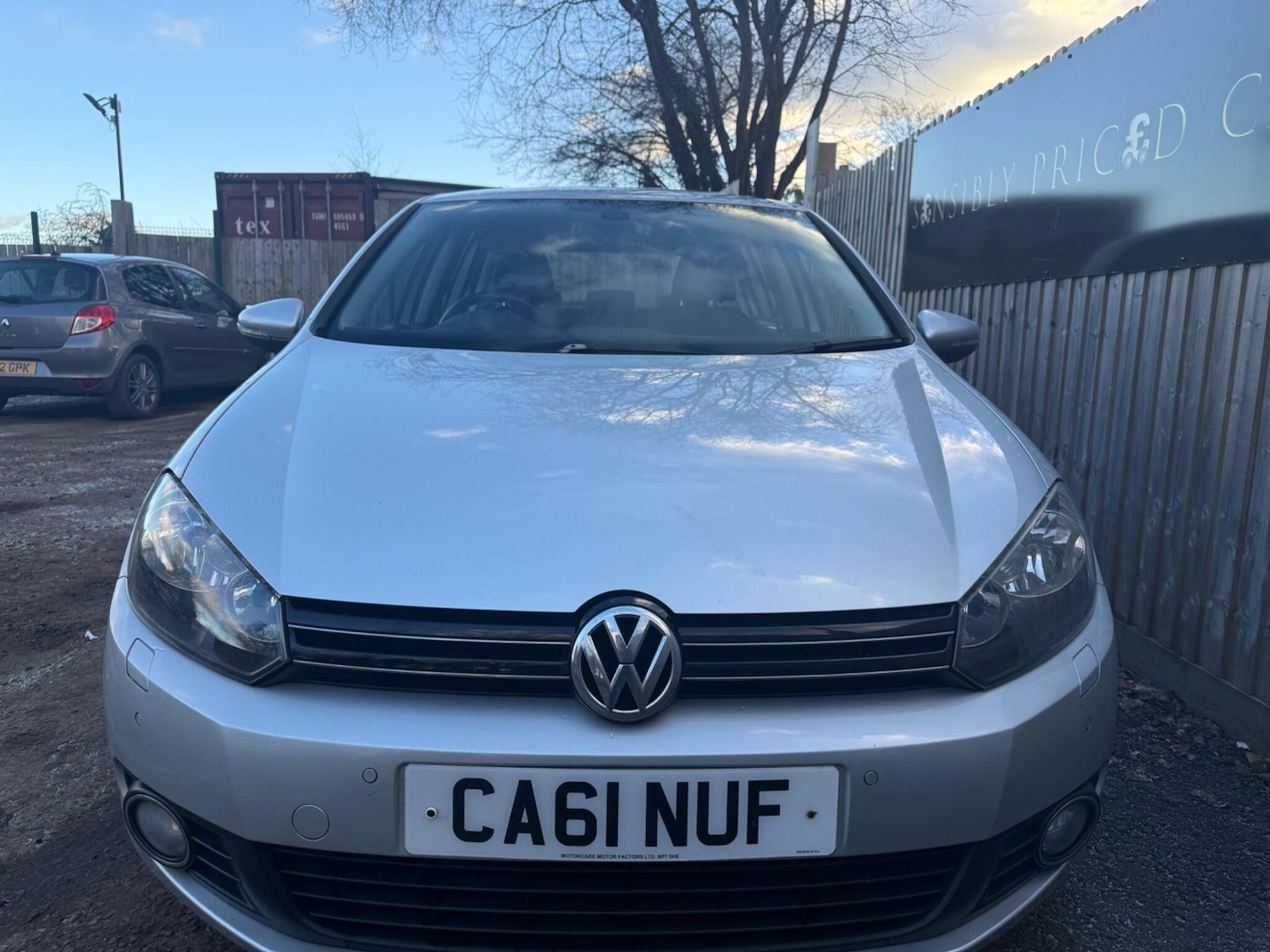 Used Volkswagen Golf 2011 for sale - 77097626: Photo 2