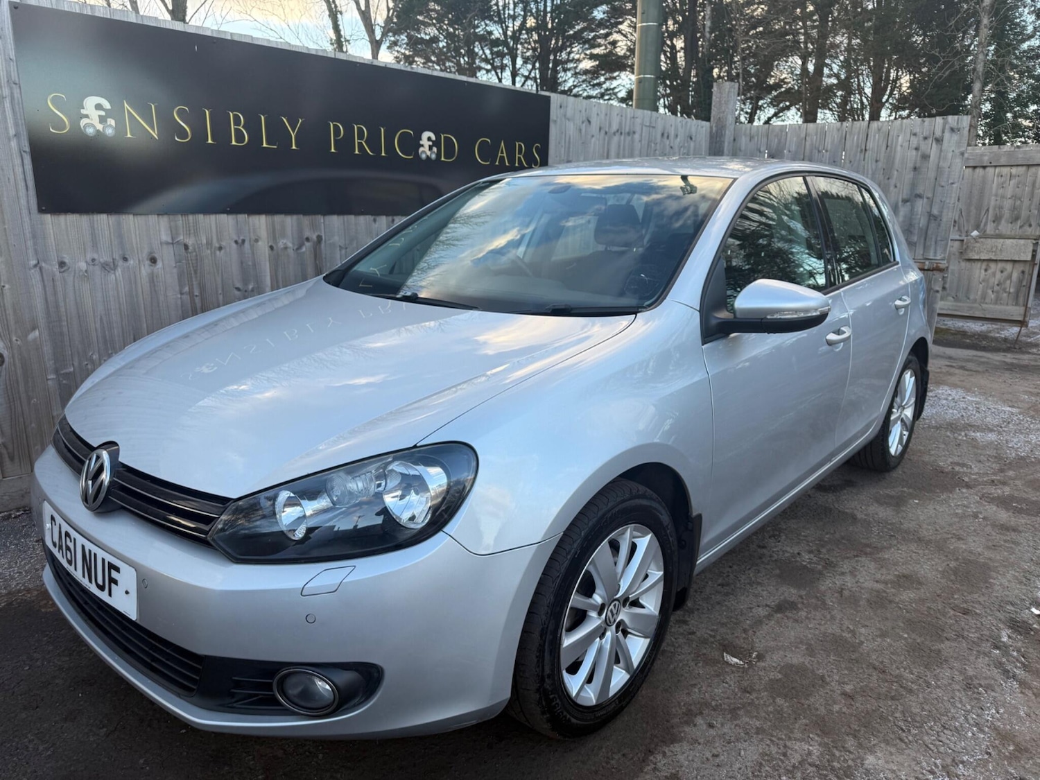 Used Volkswagen Golf 2011 for sale - 77097626: Photo 3
