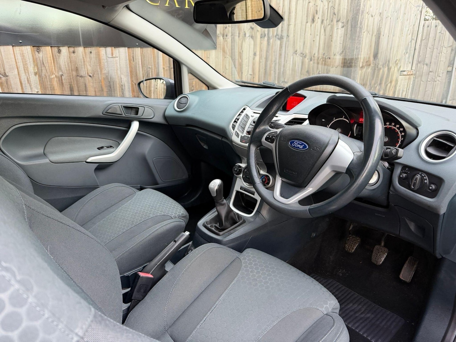 Used Ford Fiesta Van 2010 for sale - 76689787: Photo 10