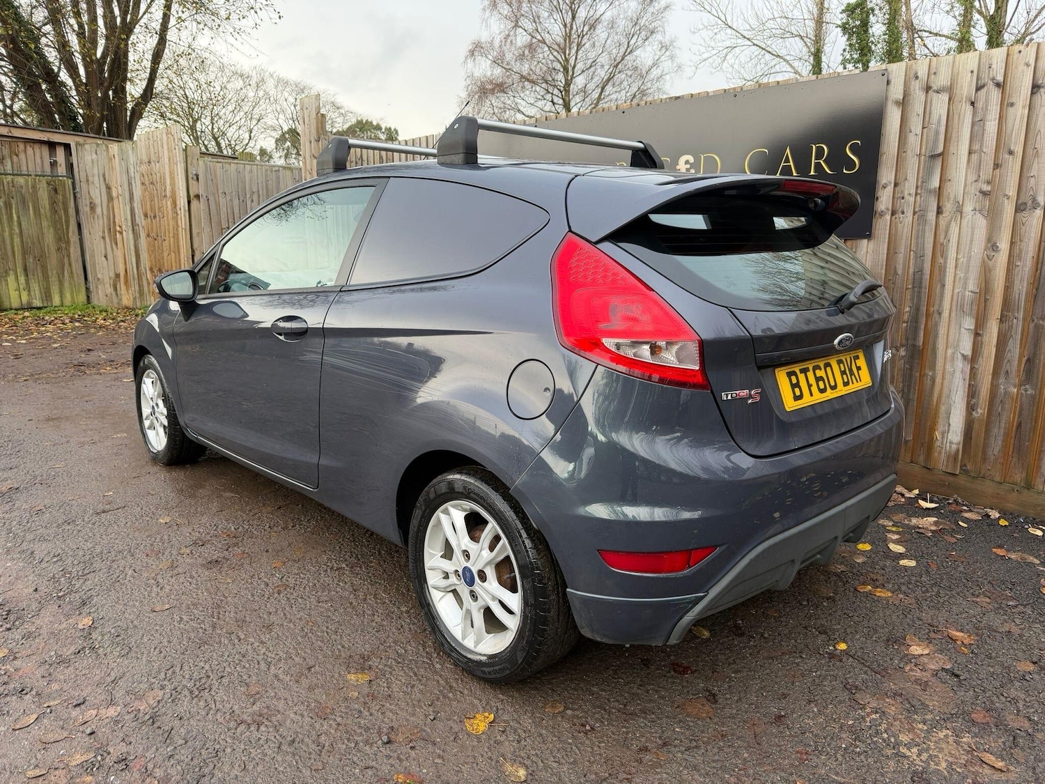 Used Ford Fiesta Van 2010 for sale - 76689787: Photo 5