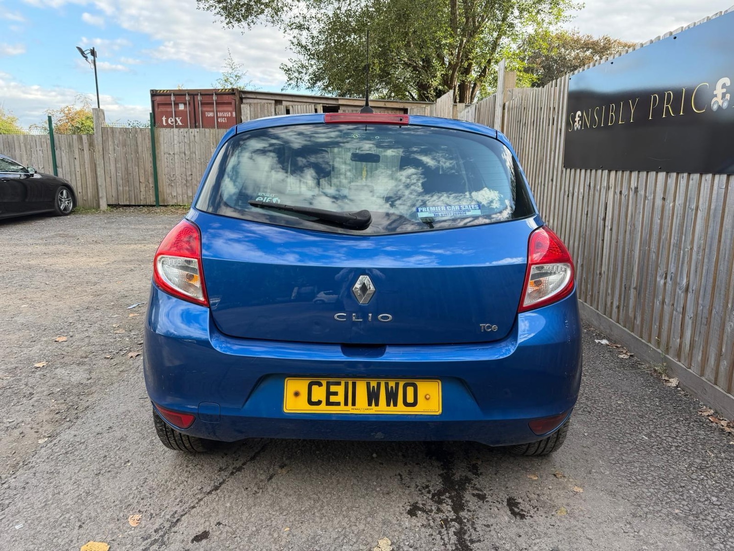 Used Renault Clio 2011 for sale - 76607218: Photo 6