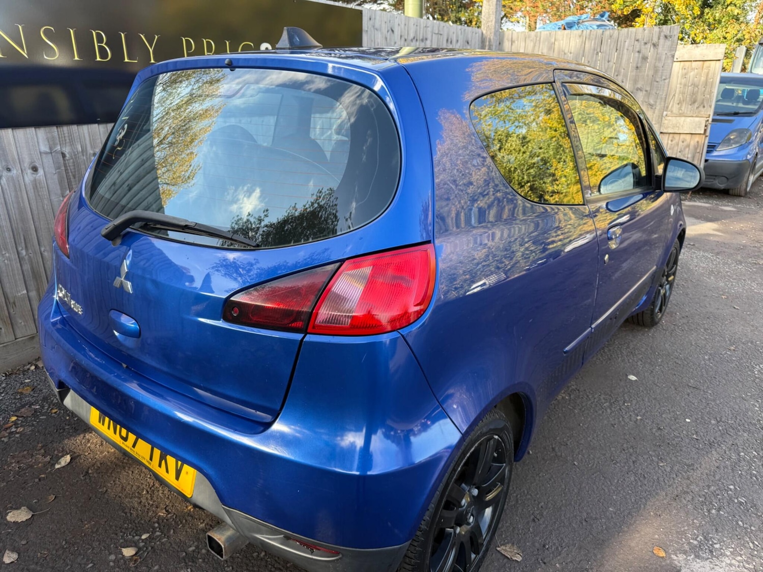 Used Mitsubishi Colt 2007 for sale - 76608363: Photo 7