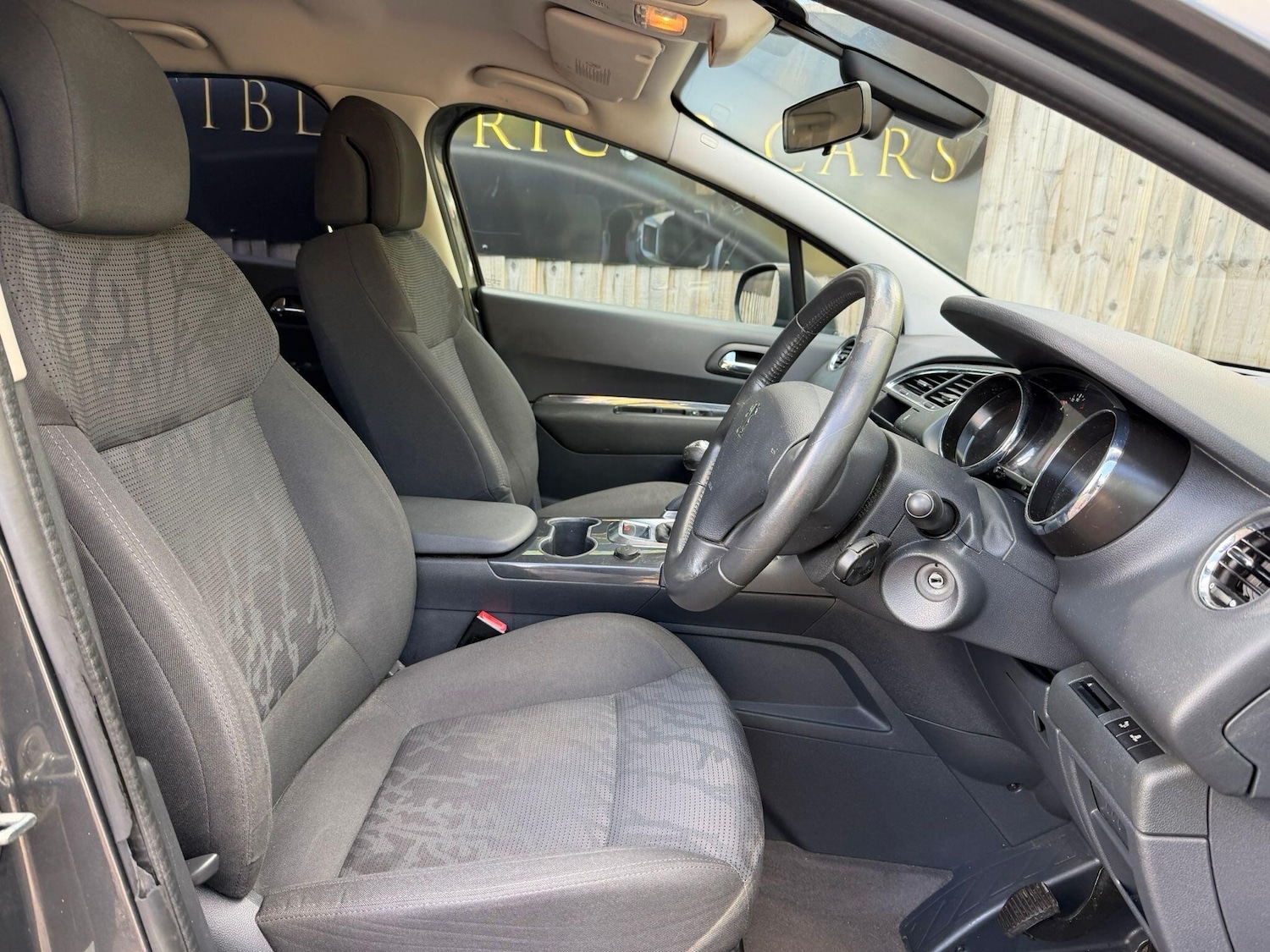 Used Peugeot 3008 2012 for sale - 76607371: Photo 10