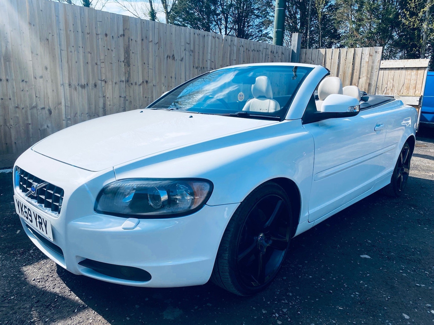 Used Volvo C70 for sale - 76607979: Photo 5