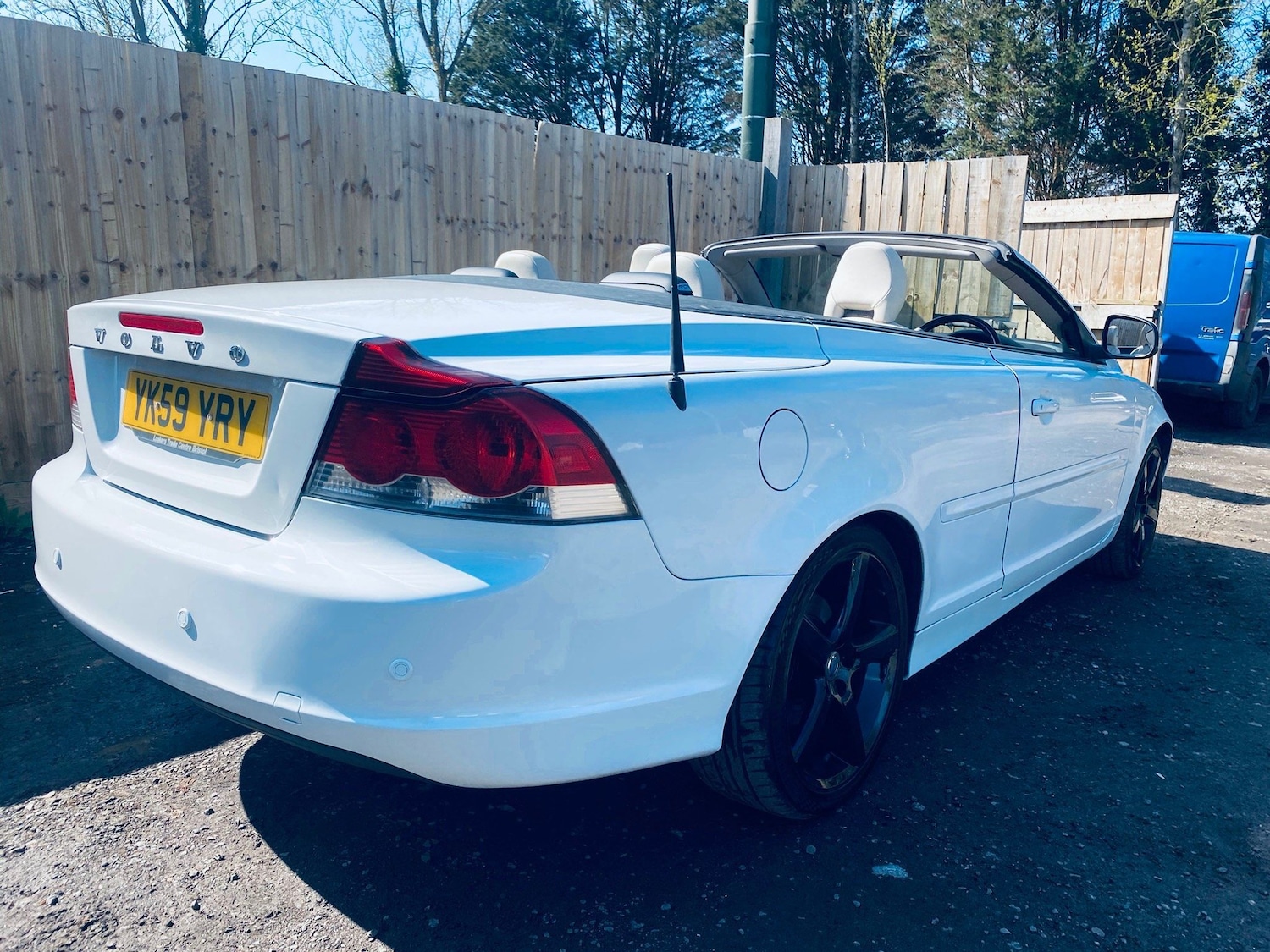 Used Volvo C70 for sale - 76607979: Photo 7