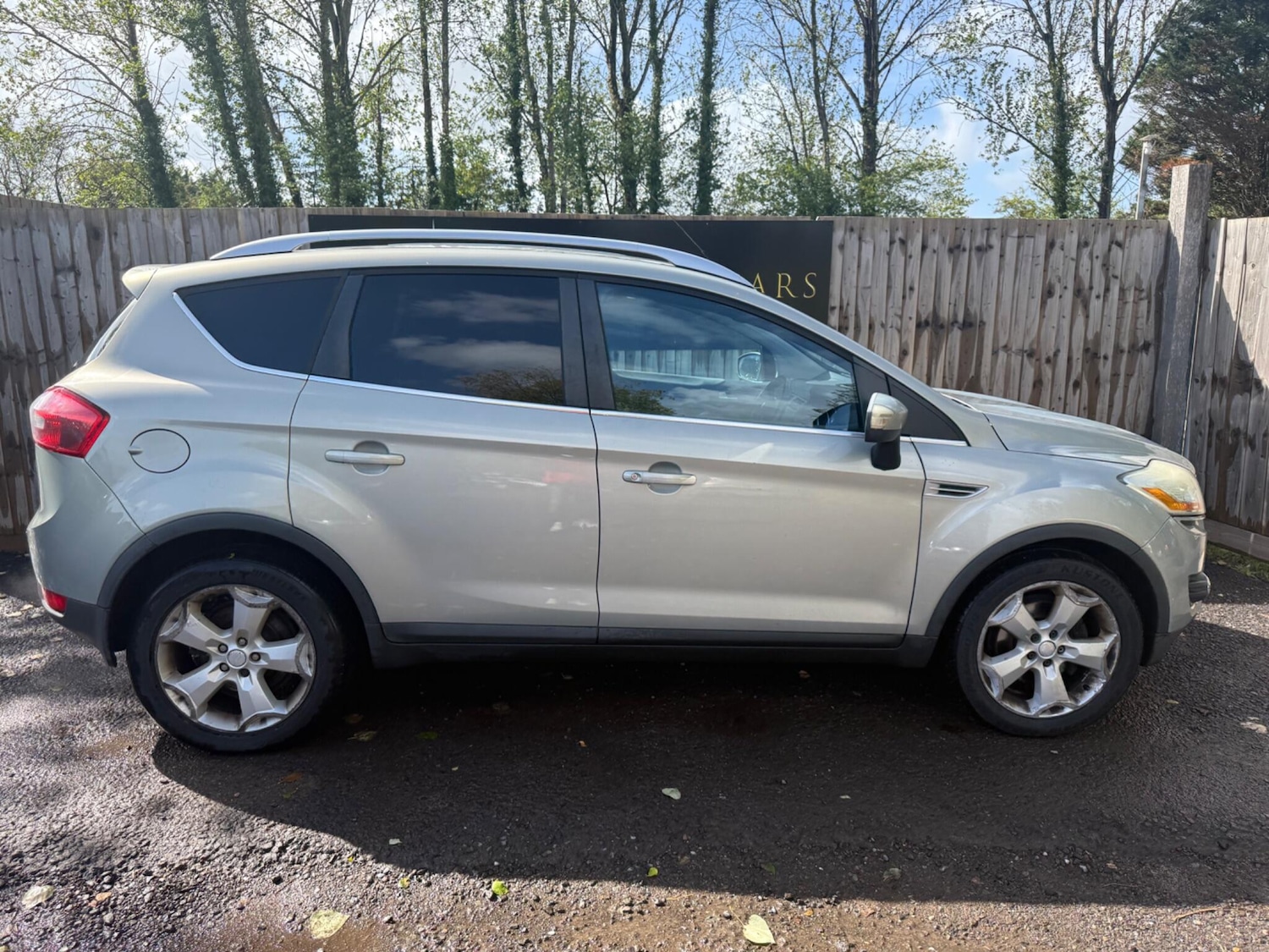 Used Ford Kuga 2009 for sale - 76607294: Photo 7