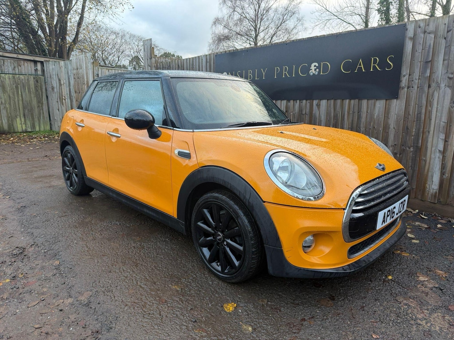 Used MINI Hatch 2016 for sale - 76781436: Photo 1