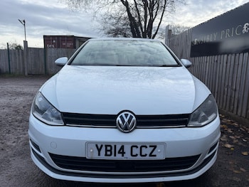Used Volkswagen Golf 2014 for sale - 76743140: Photo