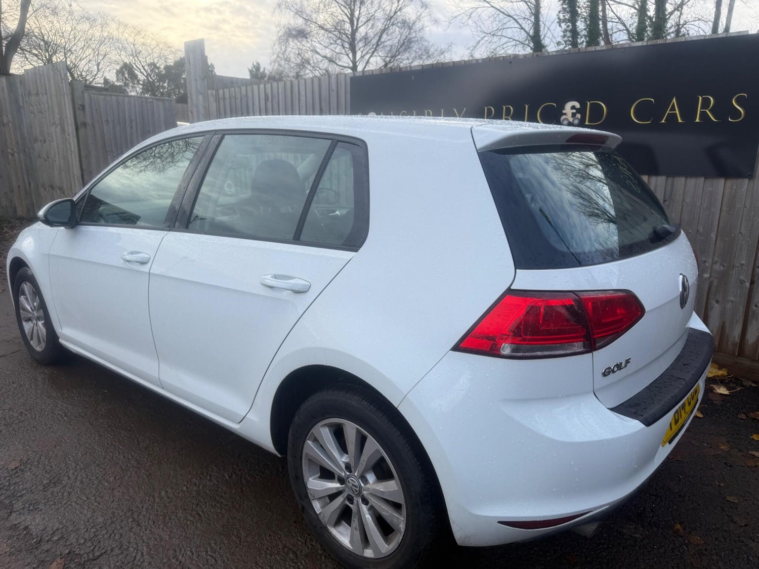 Used Volkswagen Golf 2014 for sale - 76743140: Photo 4