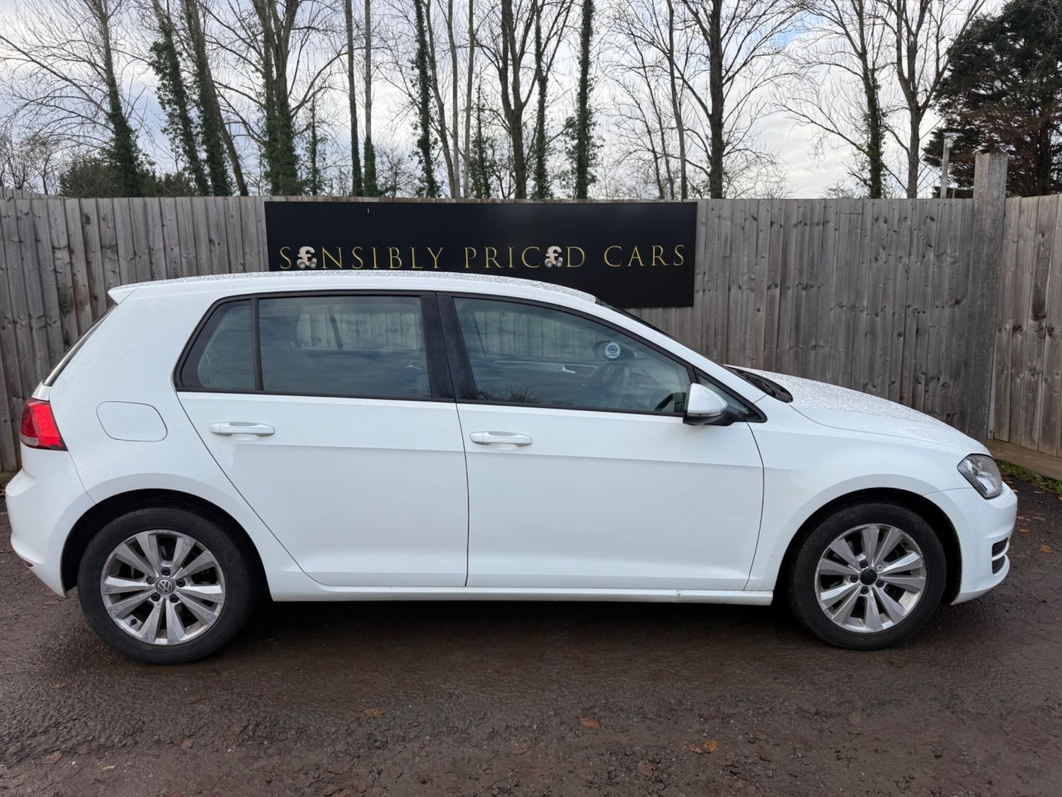 Used Volkswagen Golf 2014 for sale - 76743140: Photo 7