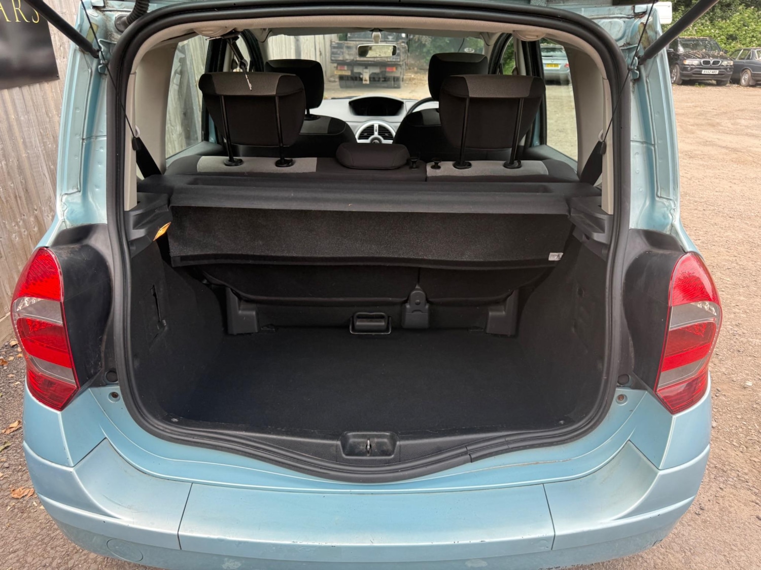 Used Renault Grand Modus 2010 for sale - 76607235: Photo 11