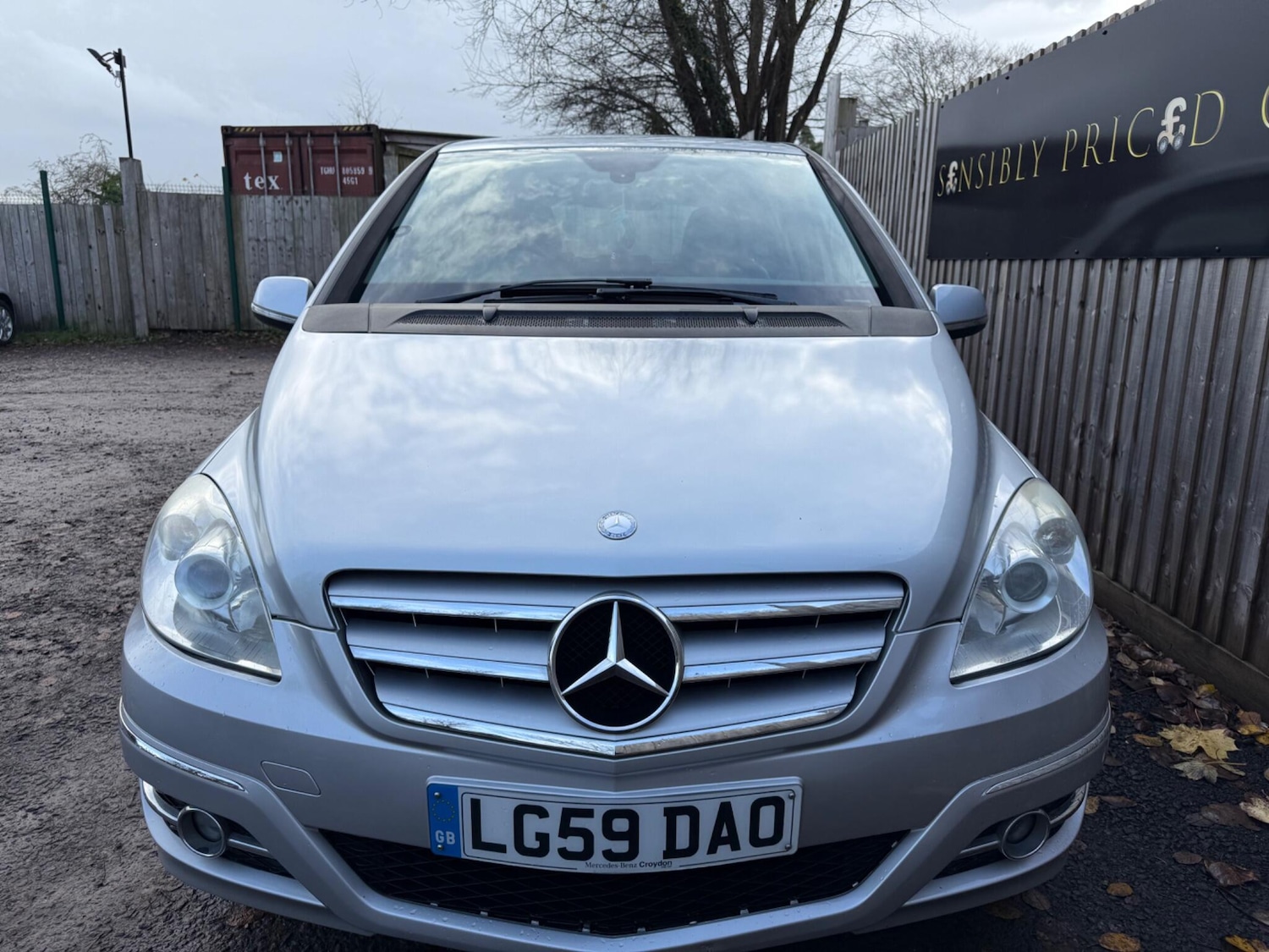 Used Mercedes-Benz B Class 2009 for sale - 76850000: Photo 2