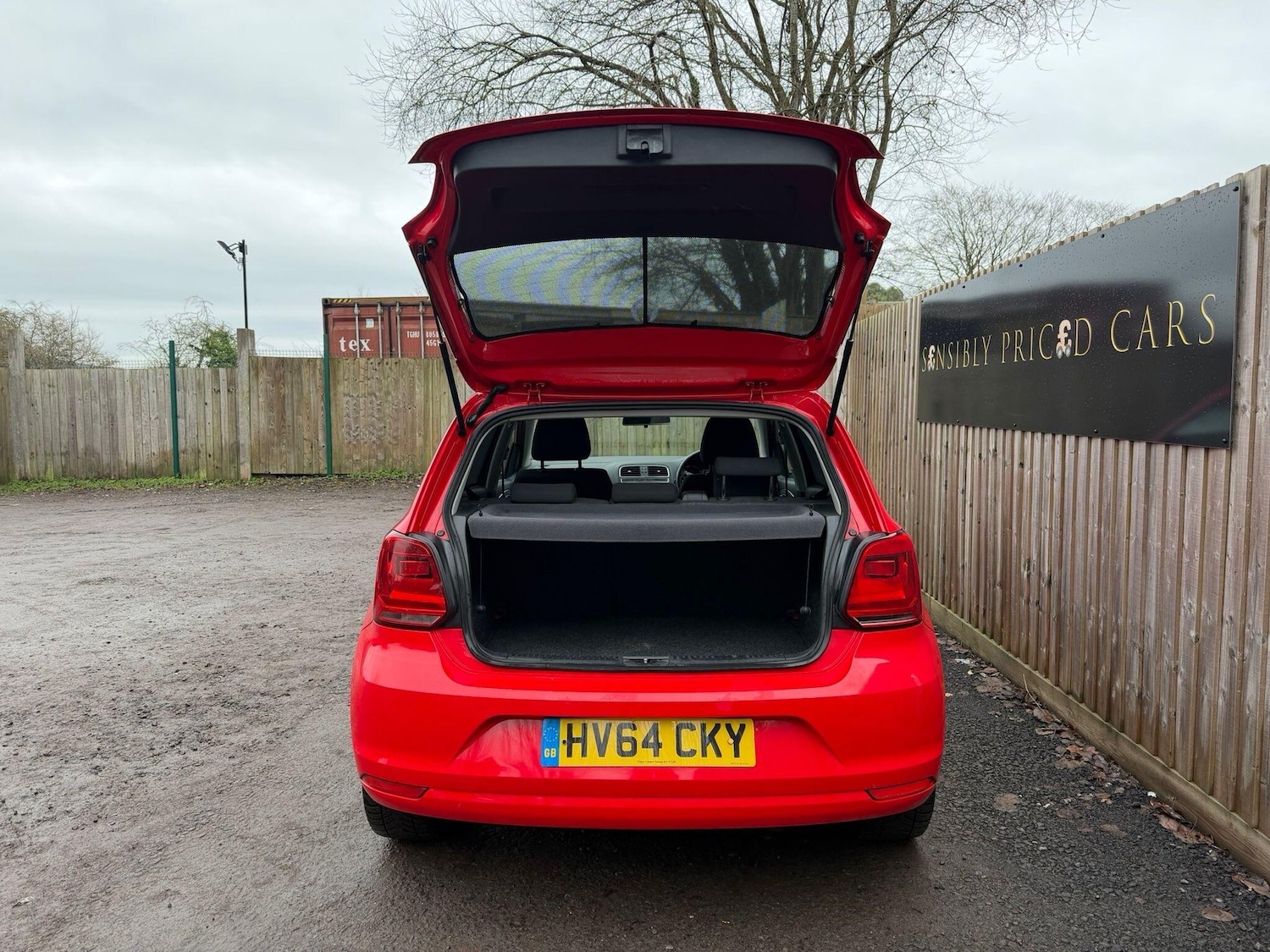 Used Volkswagen Polo 2014 for sale - 77203091: Photo 13
