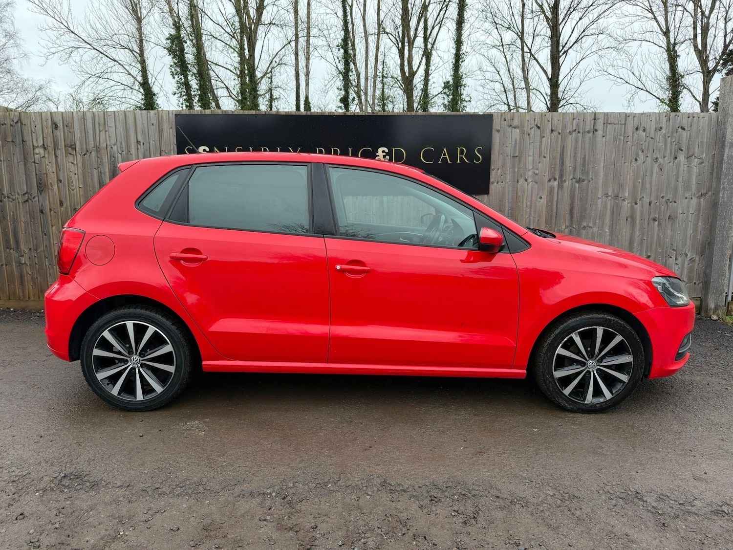 Used Volkswagen Polo 2014 for sale - 77203091: Photo 7