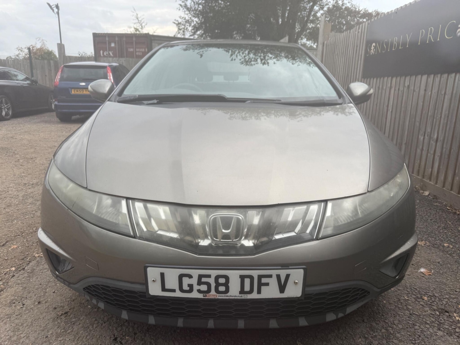 Used Honda Civic 2008 for sale - 76607242: Photo 2