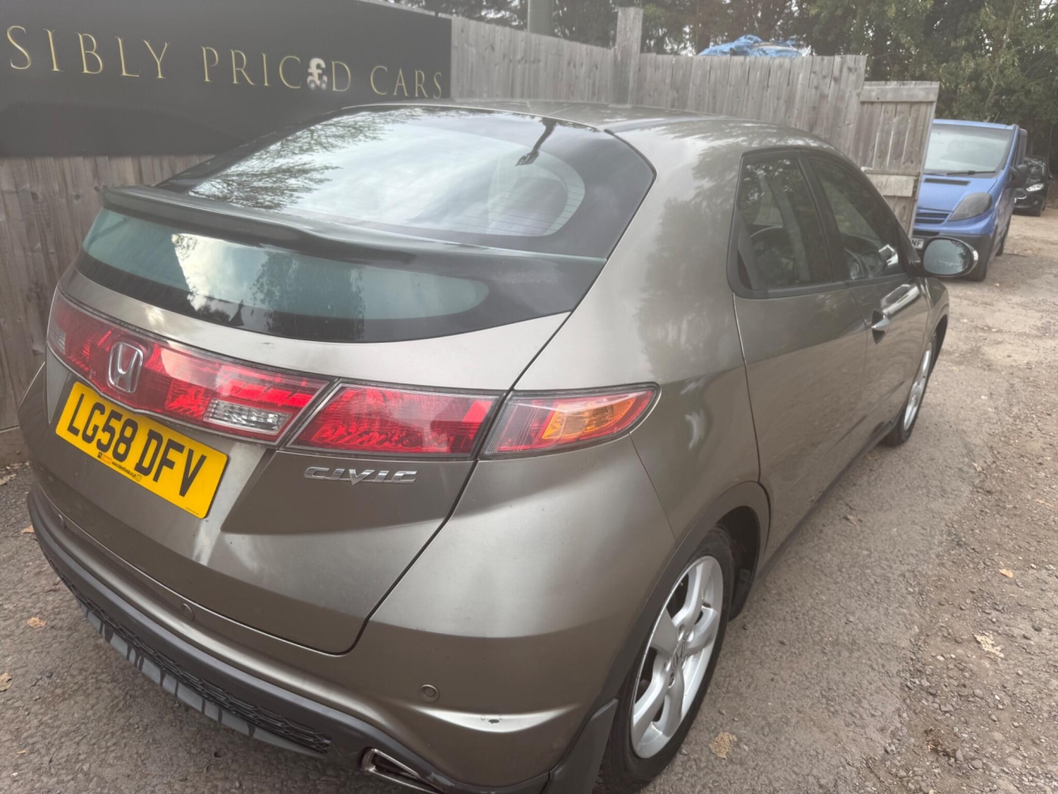 Used Honda Civic 2008 for sale - 76607242: Photo 8