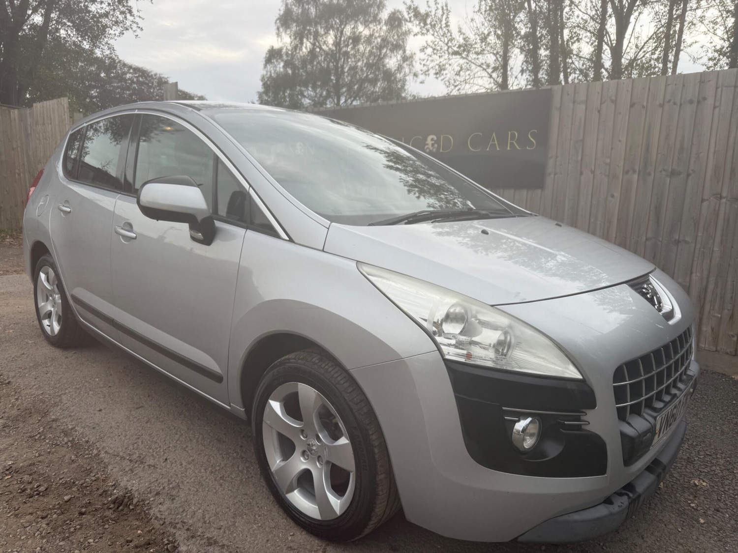 Used Peugeot 3008 2010 for sale - 76607375: Photo 1