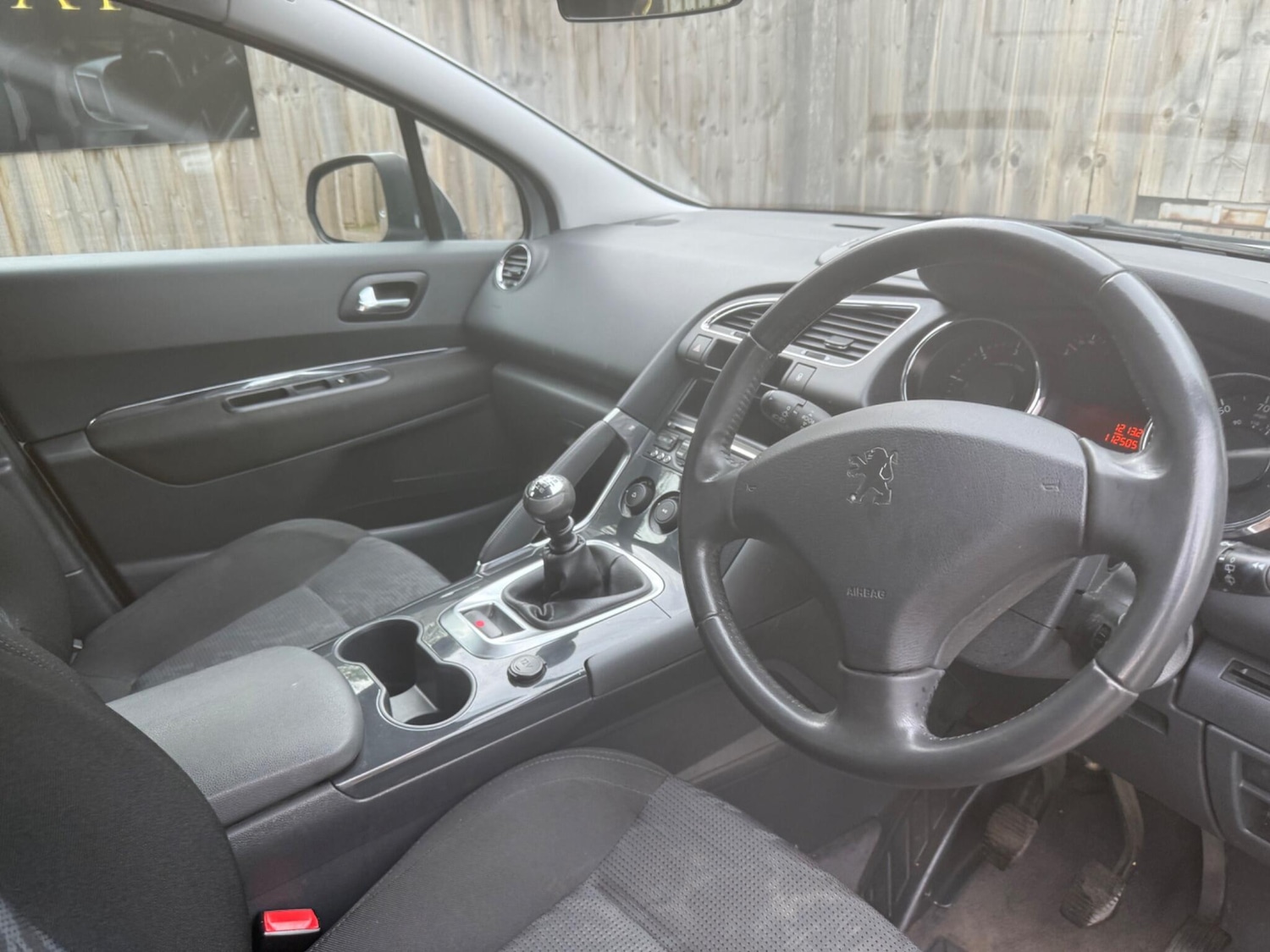 Used Peugeot 3008 2010 for sale - 76607375: Photo 10