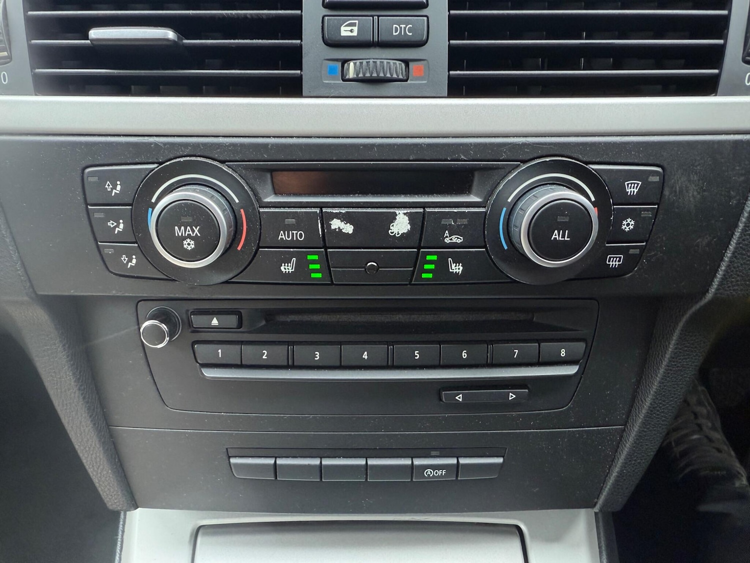 Used BMW 3 Series 2010 for sale - 76607245: Photo 10